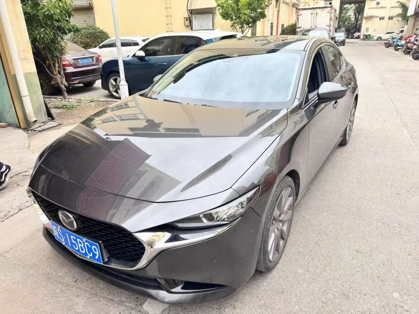 Mazda3 Axela 2022 2.0L Automatic Premium Edition
