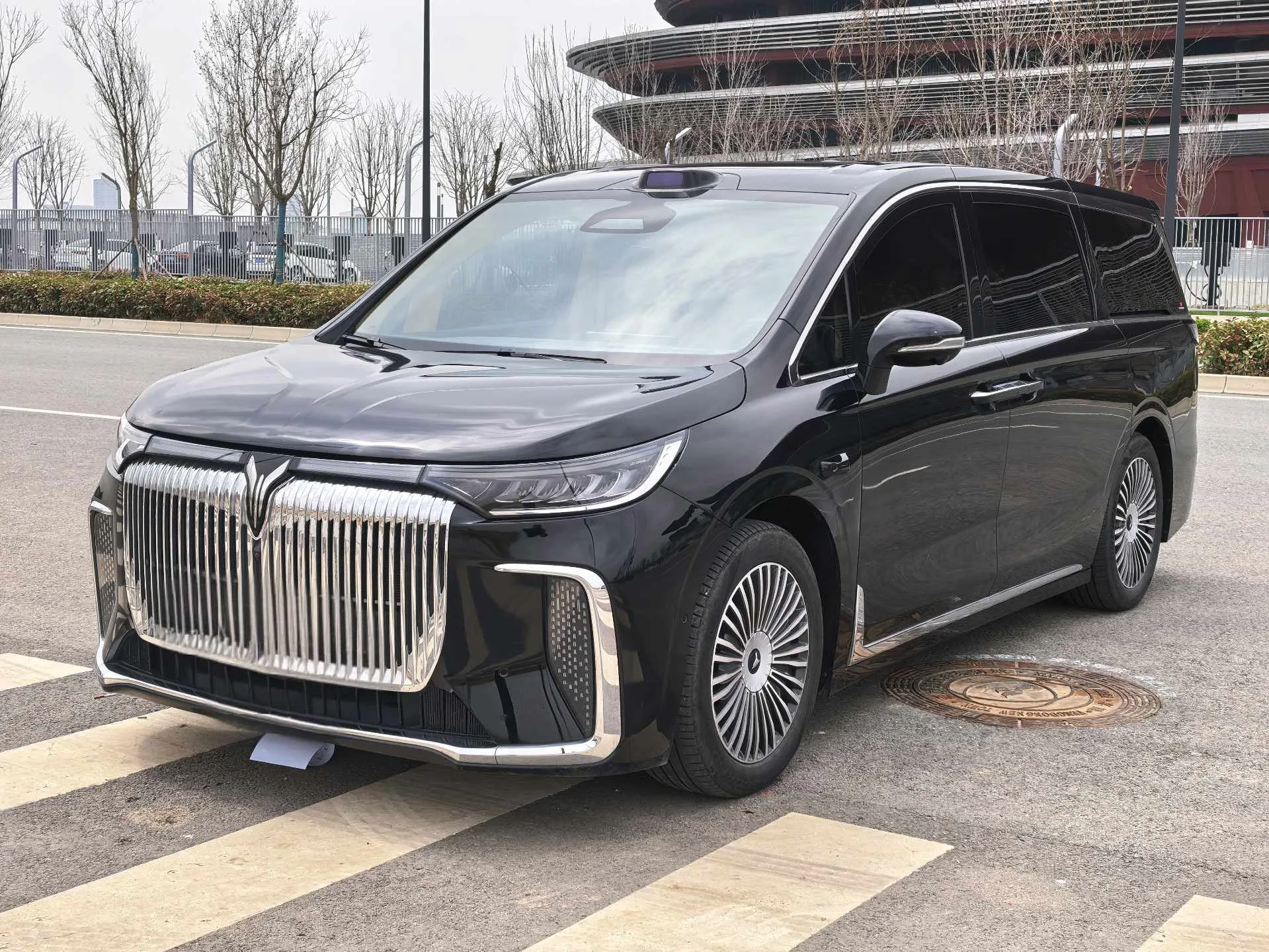 Voyah 2025 Dreamer PHEV 1.5T 4WD Flagship Gankun Edition Automatic