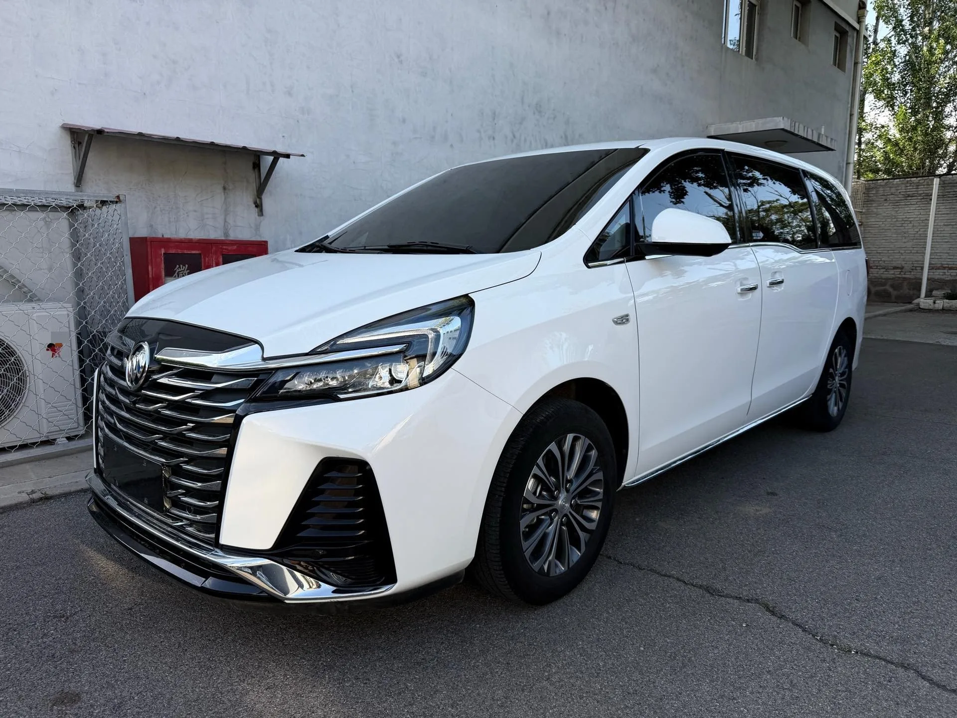 Buick GL8 2022 Land Business Class 652T Smart Luxury Edition
