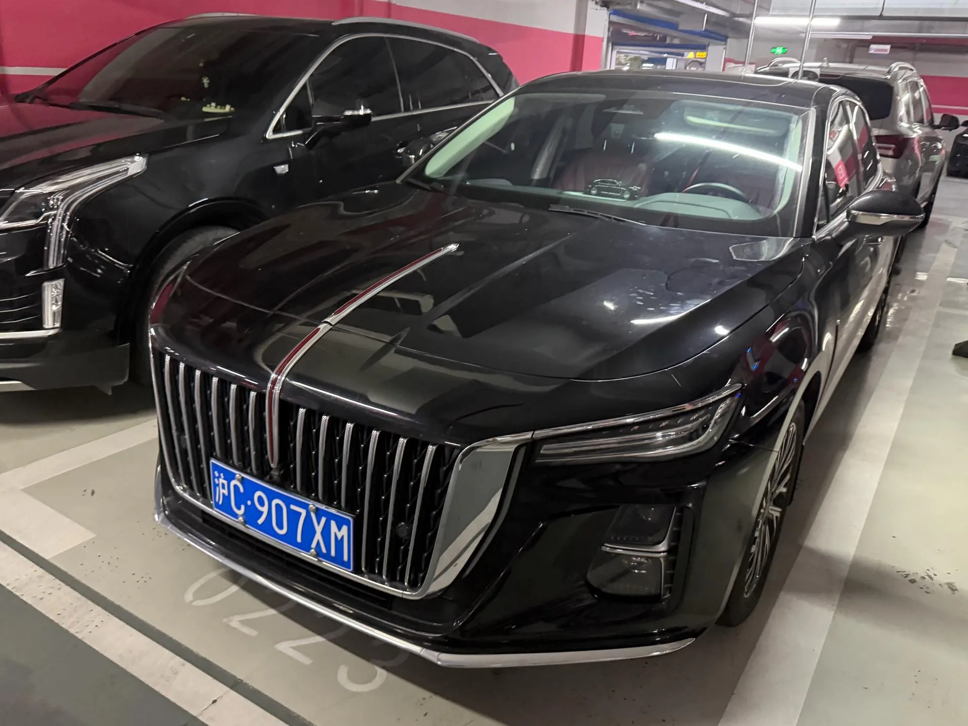 Hongqi 2025 H5 2.0T Flagship 500,000th Unit Commemorative Edition Automatic Transmission