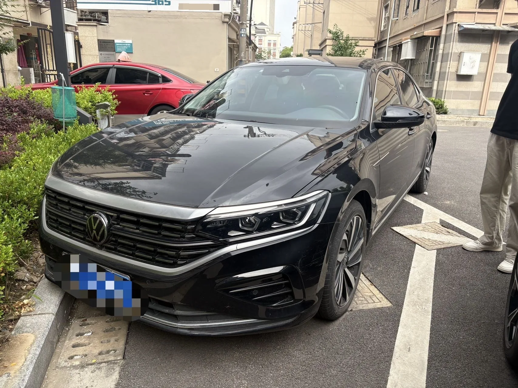 Volkswagen 2024 Passat 2.0TSI 380TSI Luxury Edition Automatic
