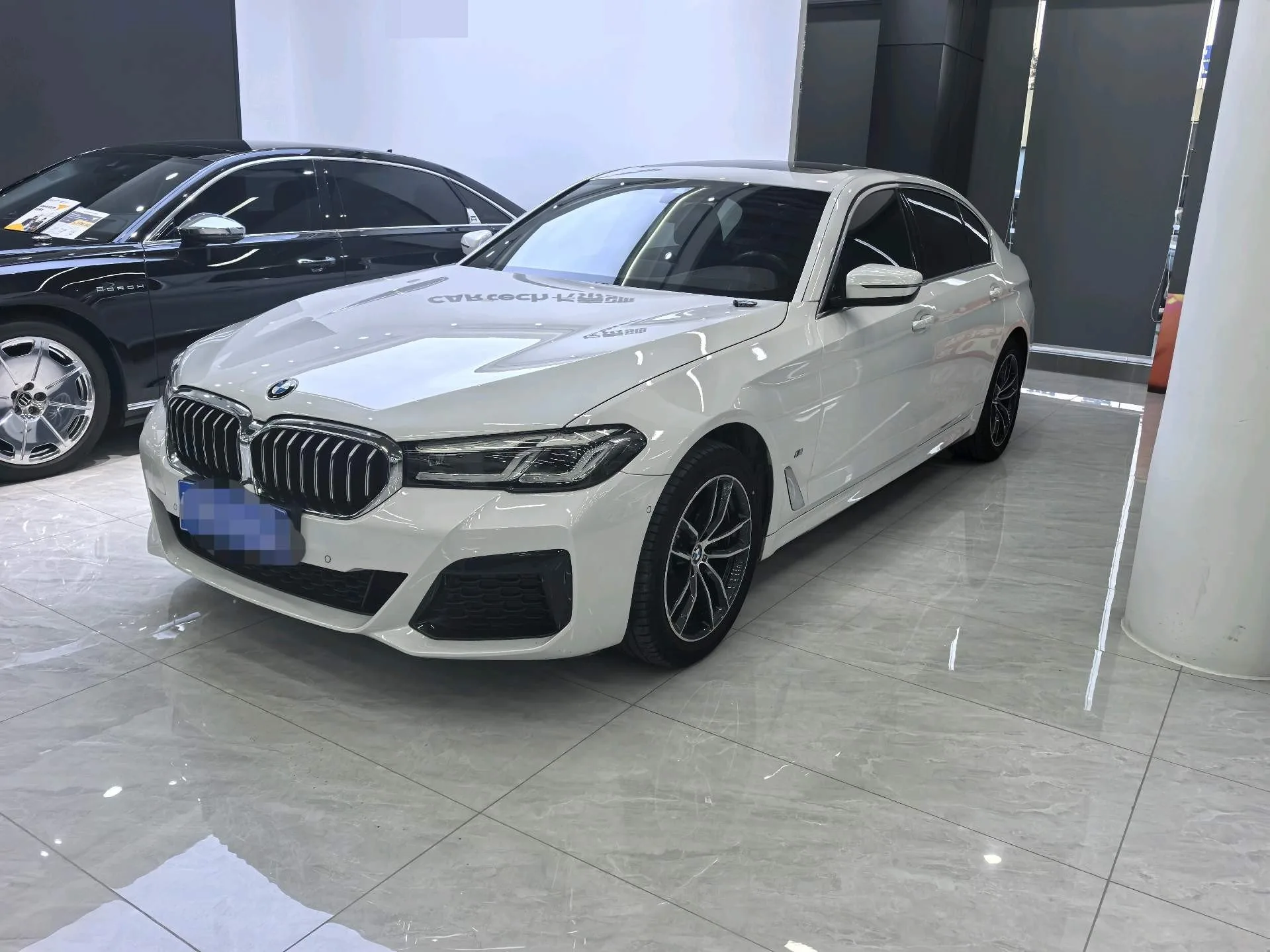 BMW 5 Series 2022 Facelift II 525Li M Sport Package