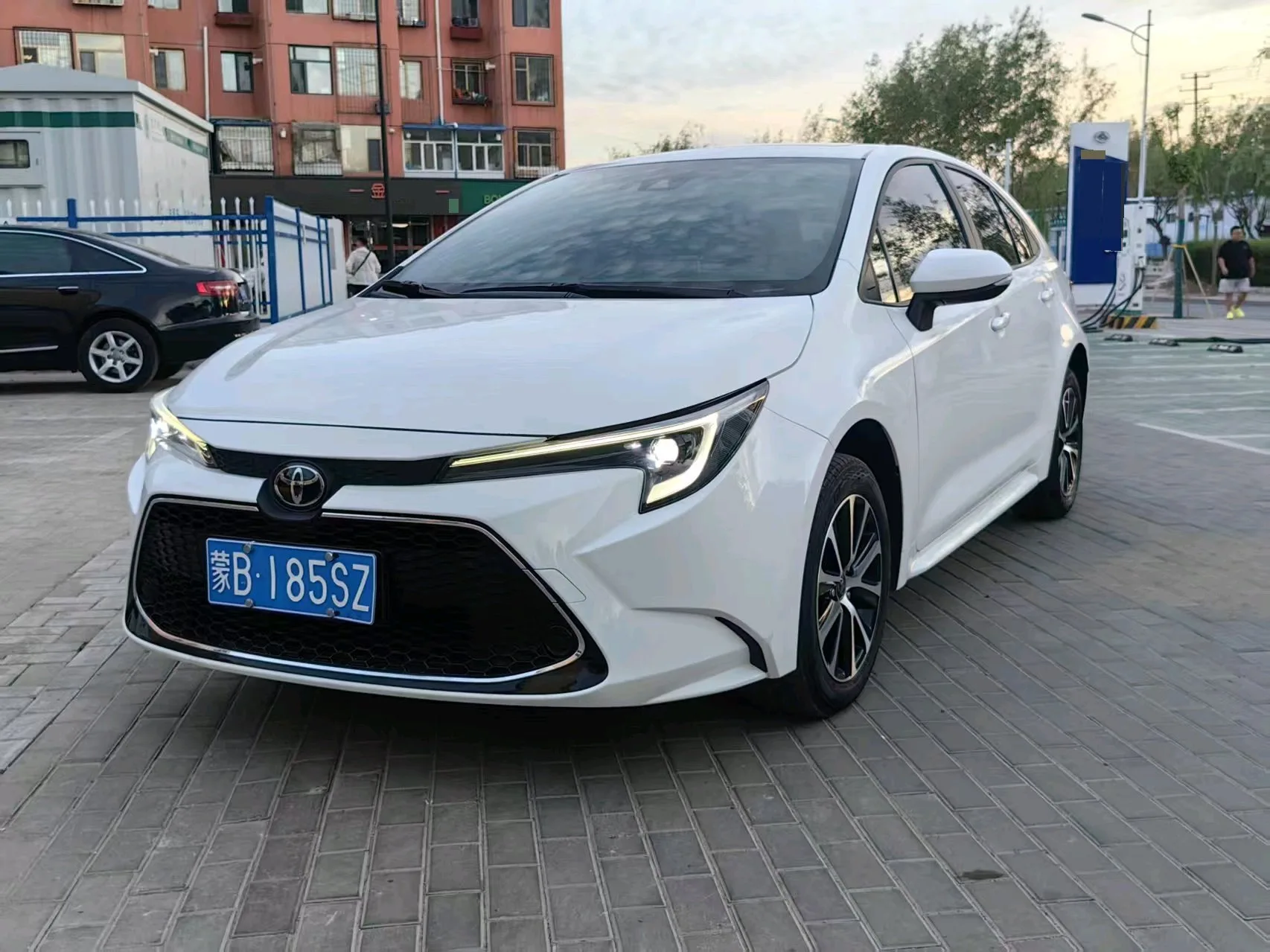 Toyota 2023 Corolla 1.2T CVT 185T Luxury Edition Automatic