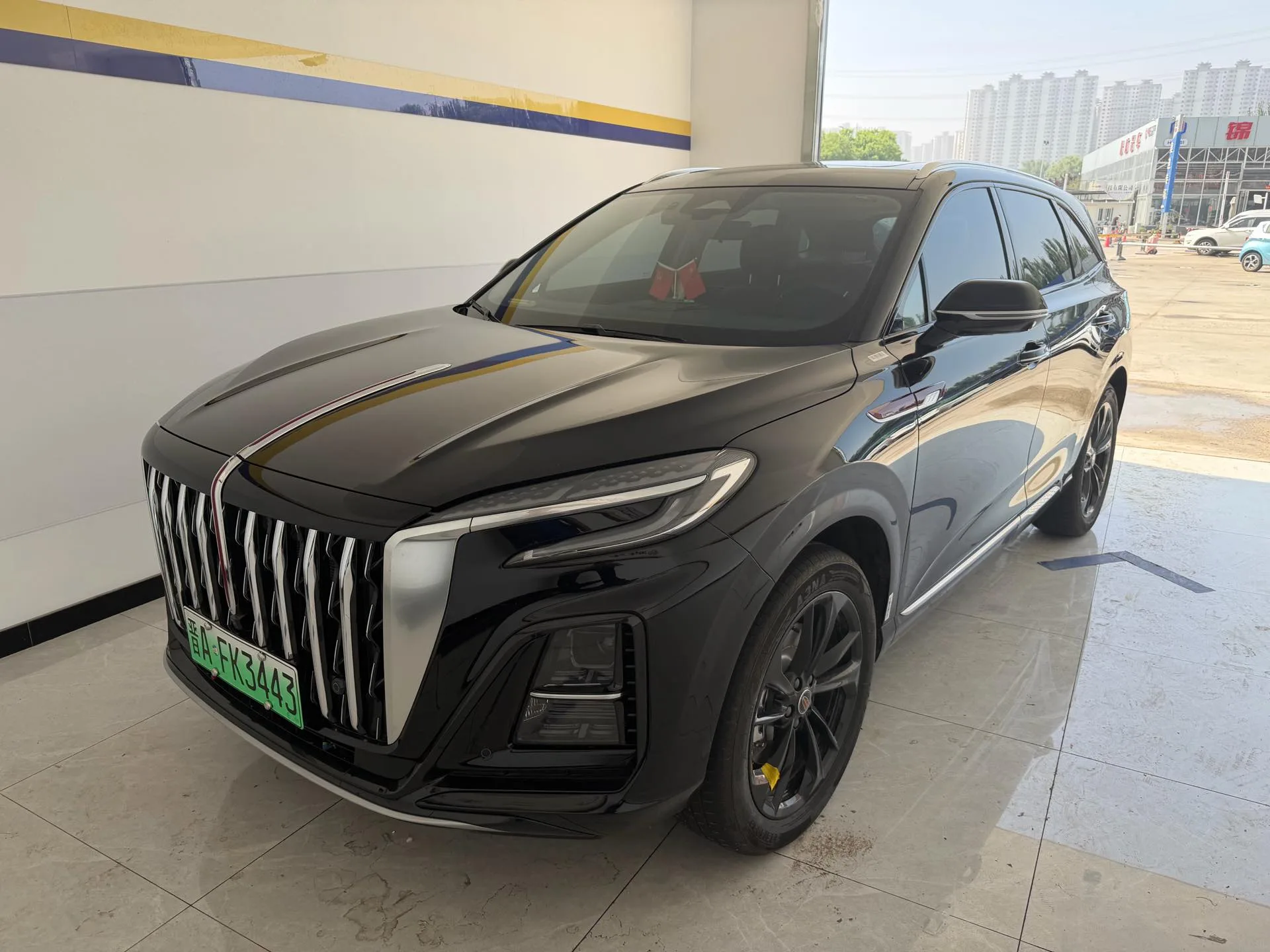Hongqi 2025 HS3 PHEV 1.5T 125km Jinwei PLUS 2 Millionth Unit Commemorative Edition, Automatic Transmission