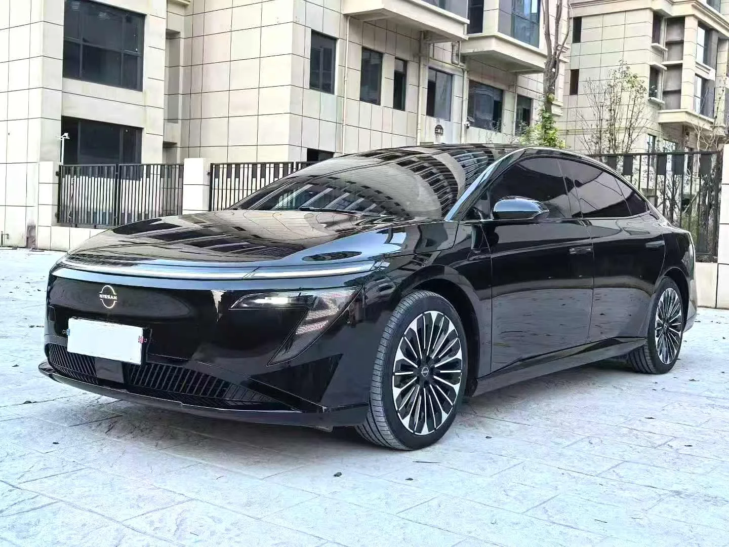 Nissan 2025 N7 625 Pro Automatic
