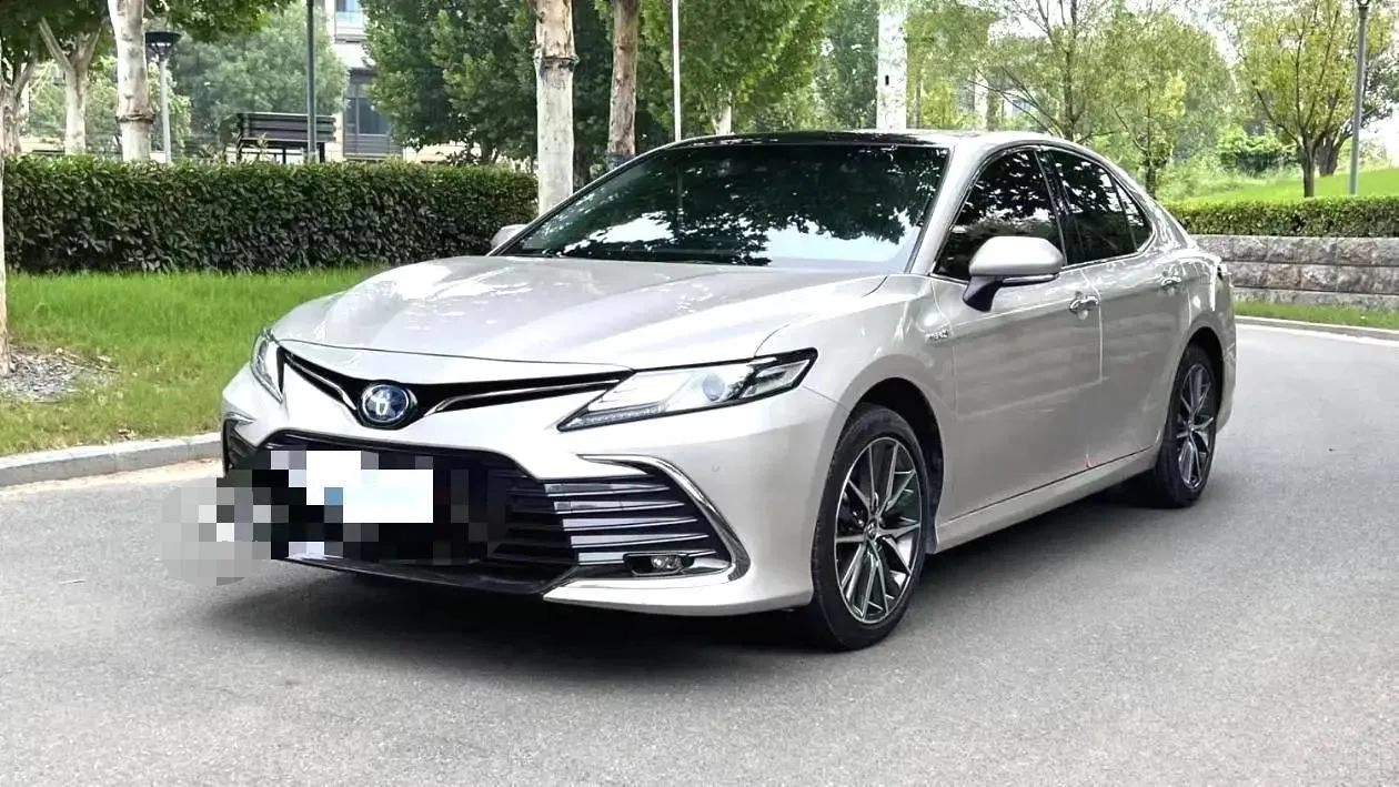 Camry 2021 2.5G Luxury Edition