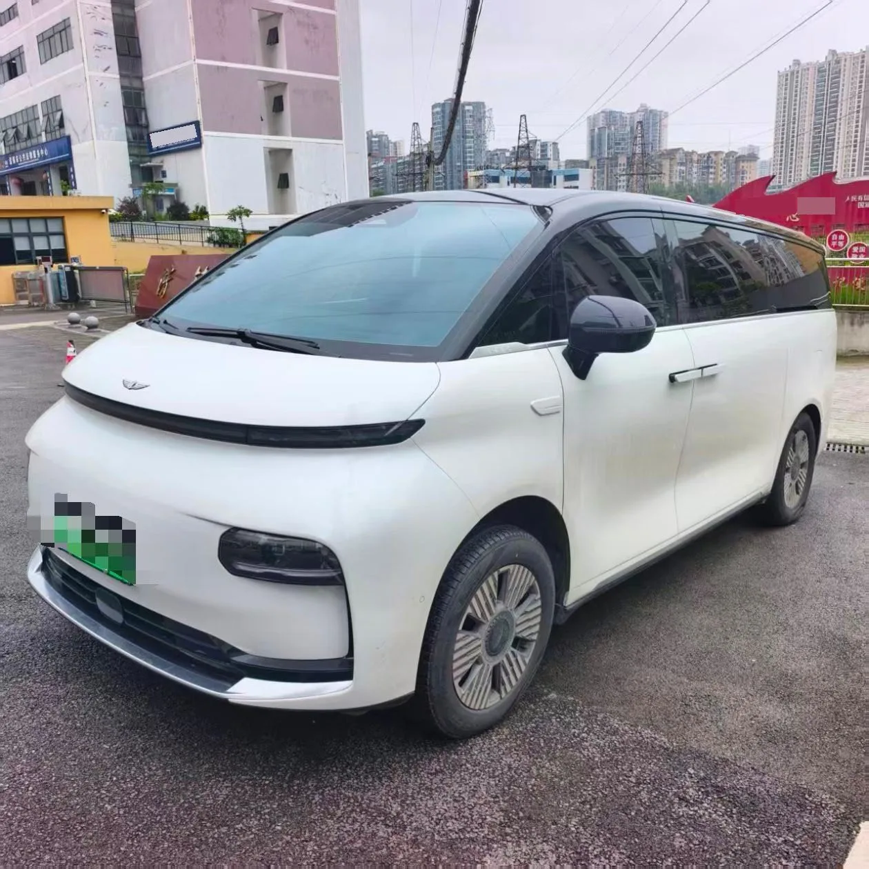 L380 2024 Model, 140-degree, 6-seater, 4WD Ultra