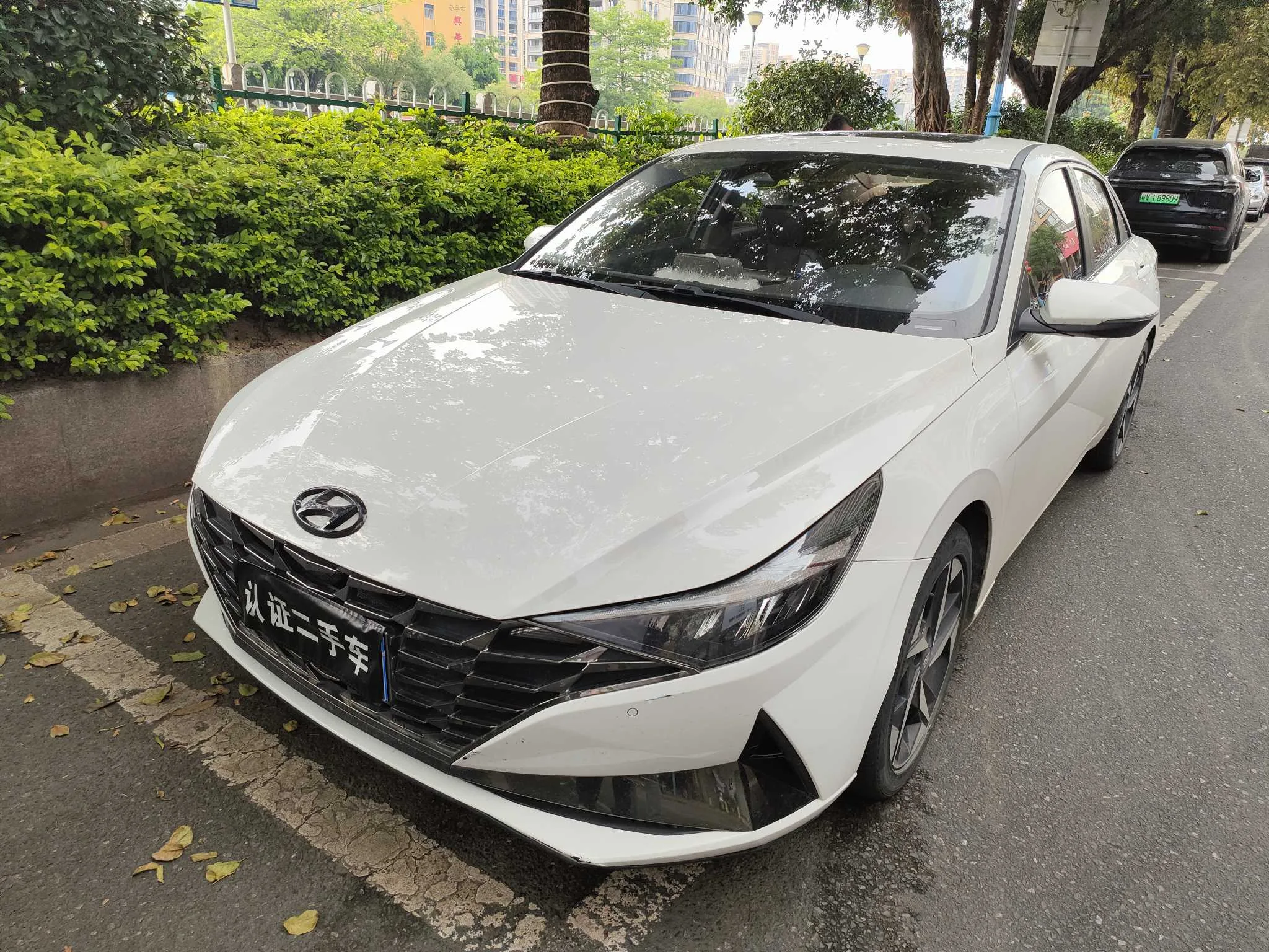 2021 Elantra 1.5L CVT LUX Premium Edition