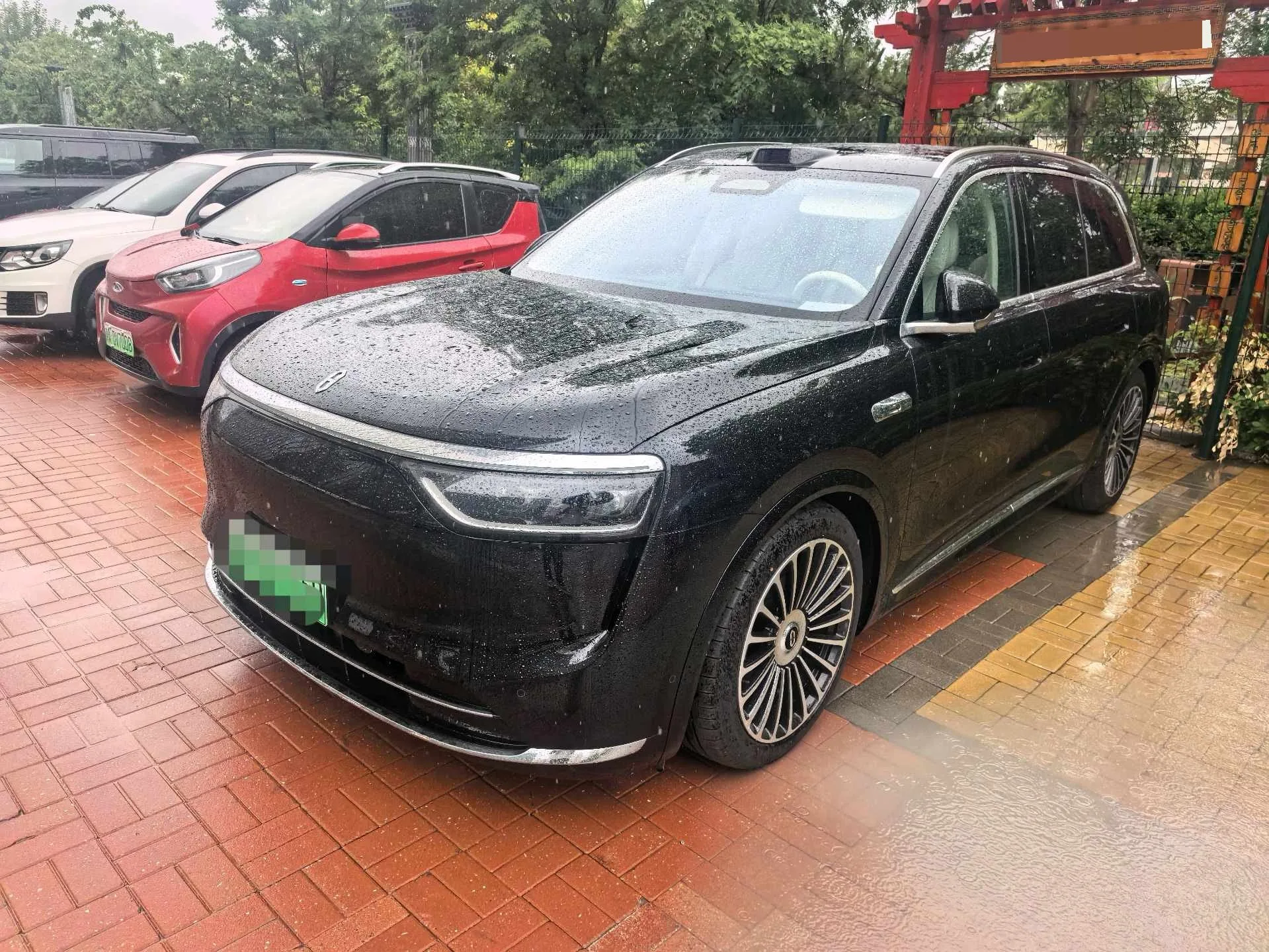 Wenjie M8 2025 Range Extended Ultra Edition 53.4kWh 6-Seater