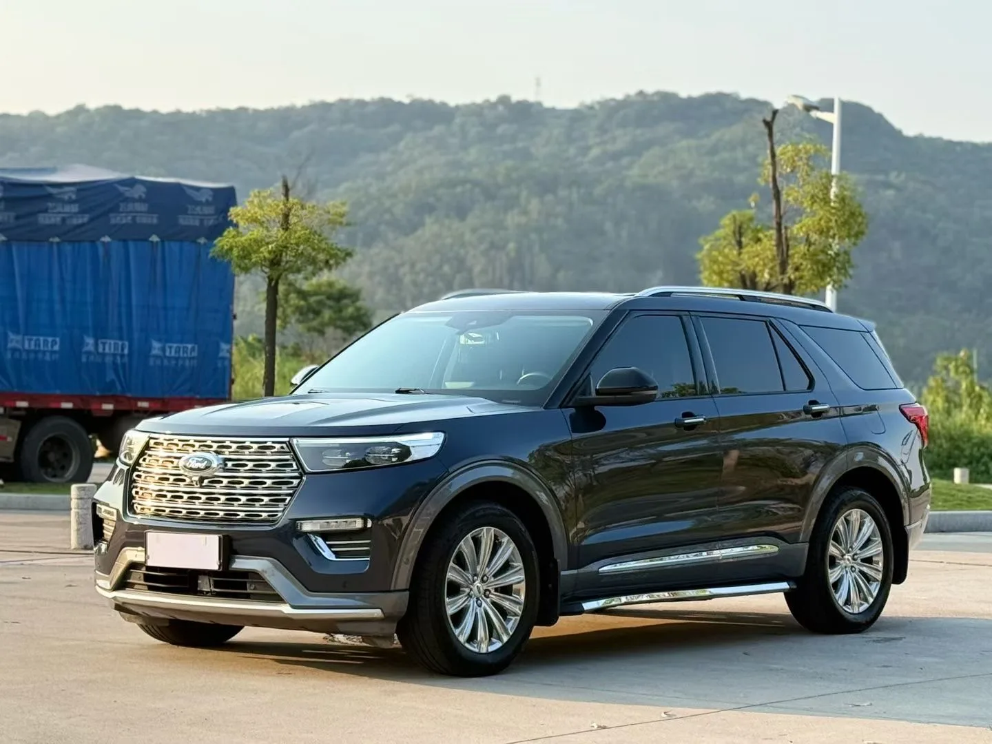 2022 Ford Explorer EcoBoost 285 AWD 30th Anniversary Edition (6-seater)