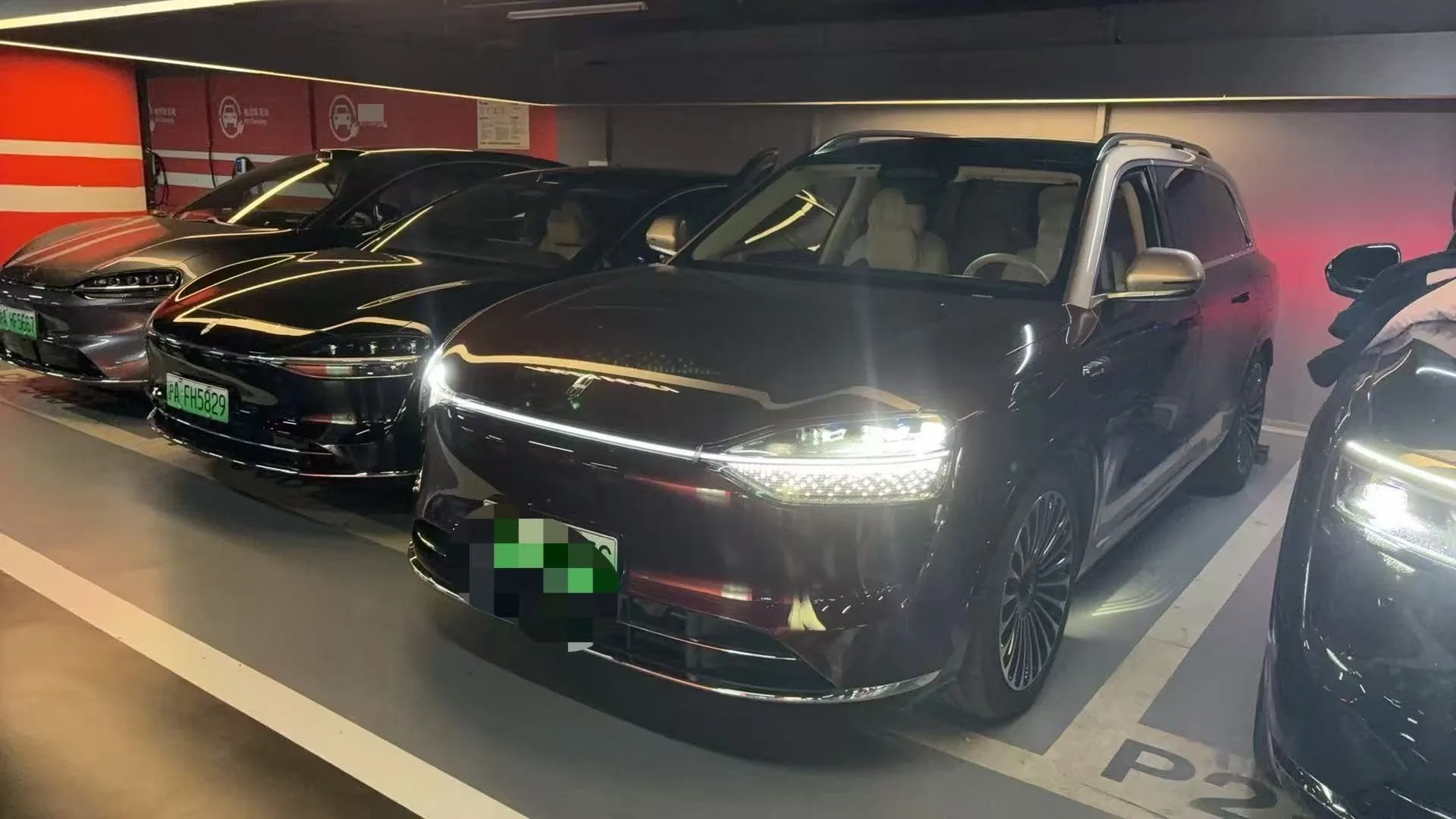 AITO 2025 Model M9 Extended Range Ultra Edition 52kWh 6-Seater Automatic Transmission