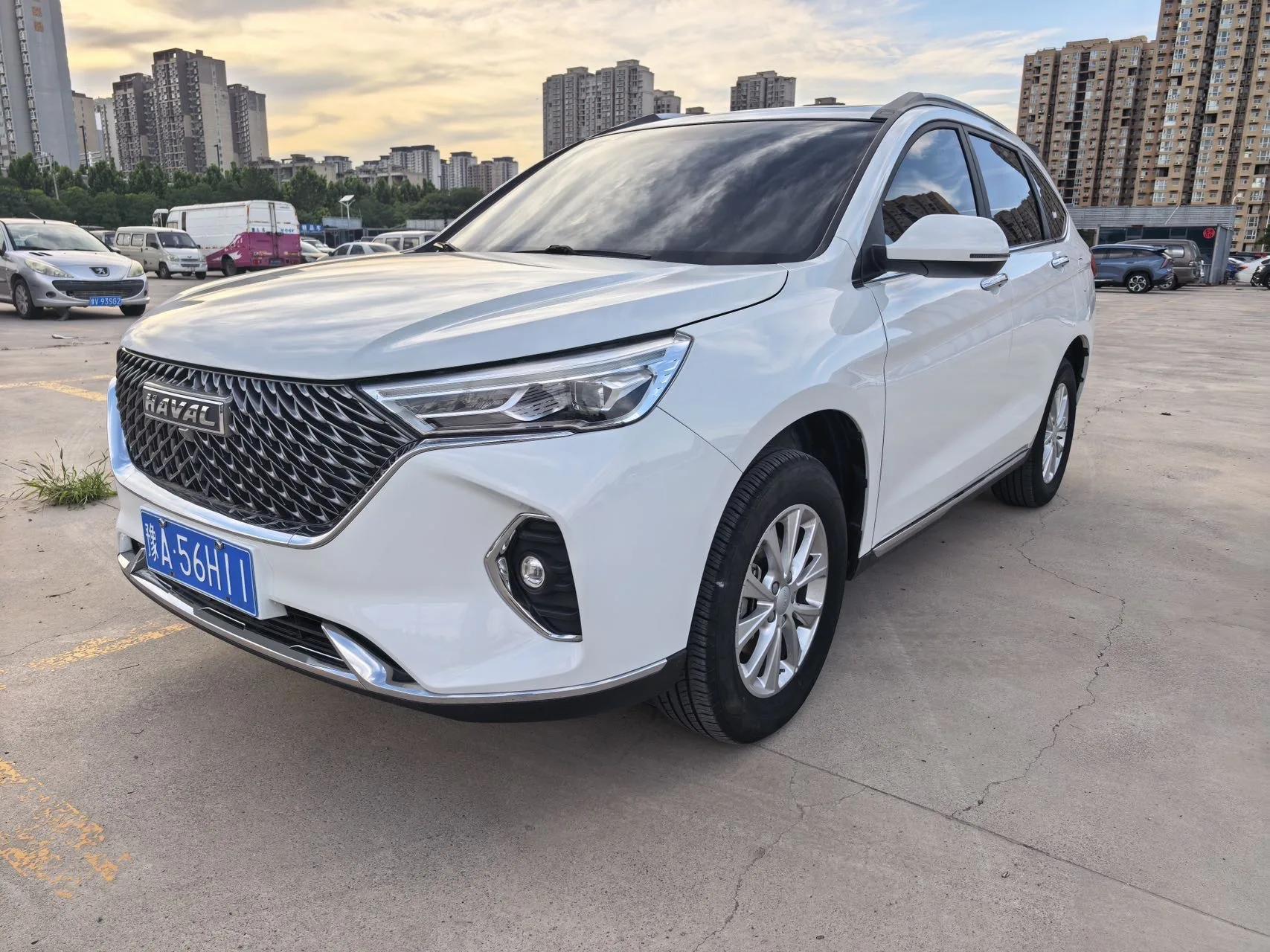 Haval M6 2021 PLUS 1.5T DCT Luxury Intelligent Connectivity Edition