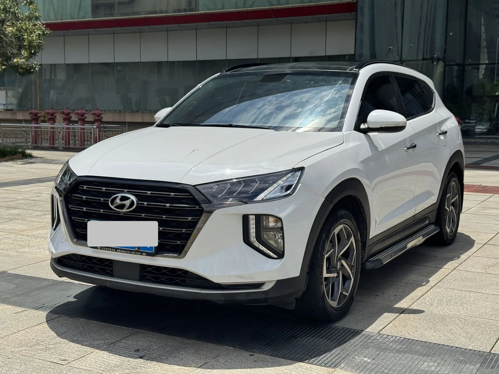 Tucson 2020 280TGDi Dual-Clutch Two-Wheel Drive Fashion Edition (National V Emission Standard)