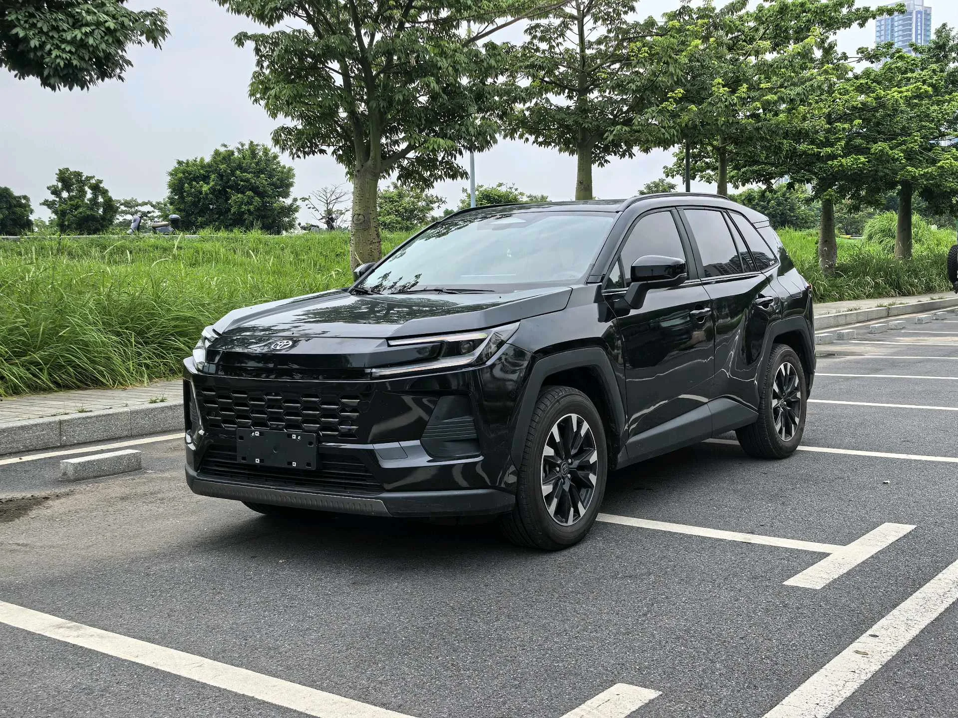 Toyota 2026 Vellfire Hybrid 2.0 CVT Smart Hybrid PRO Automatic Transmission