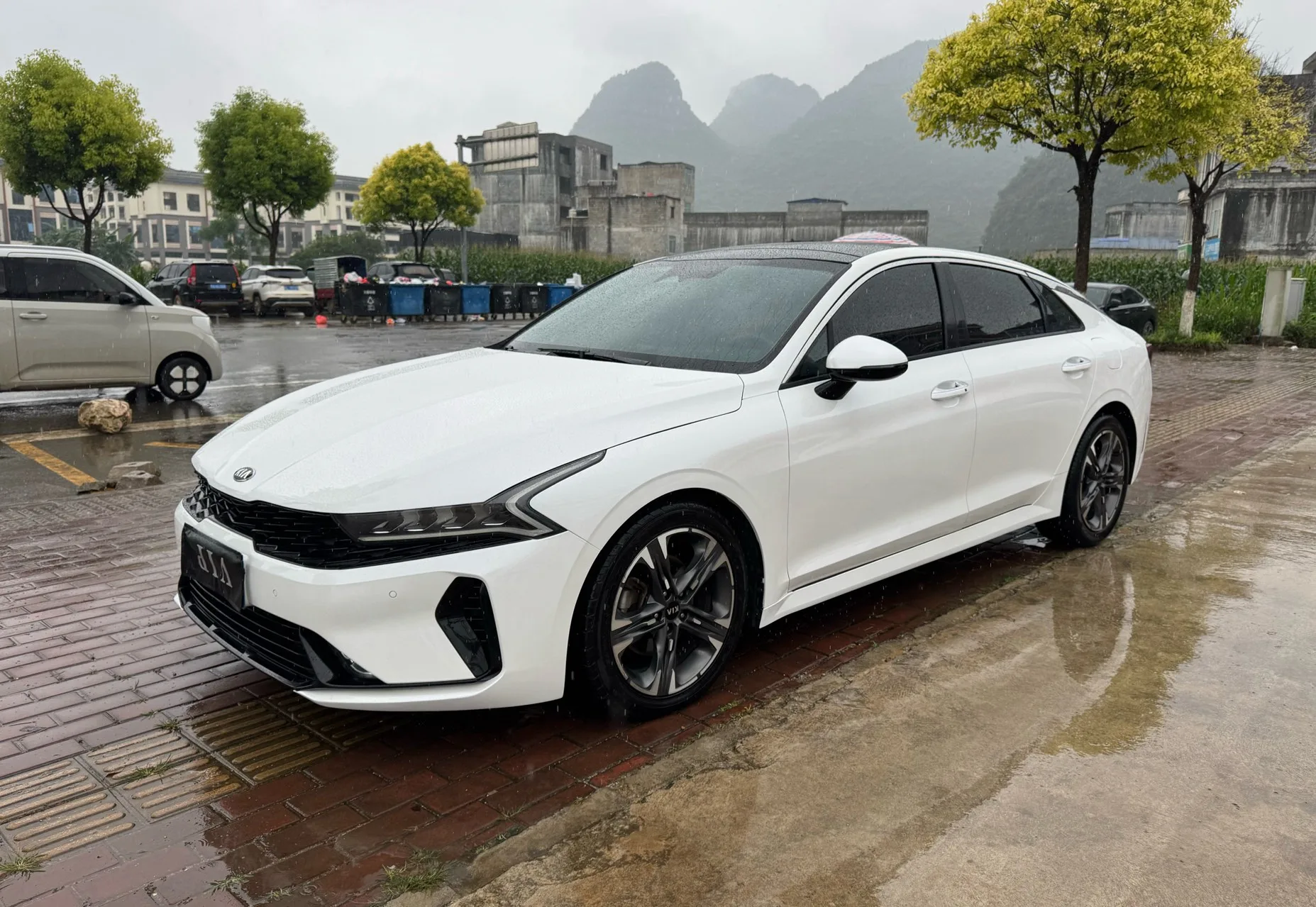 Kia K5 2020 270T CVVD Luxury Edition