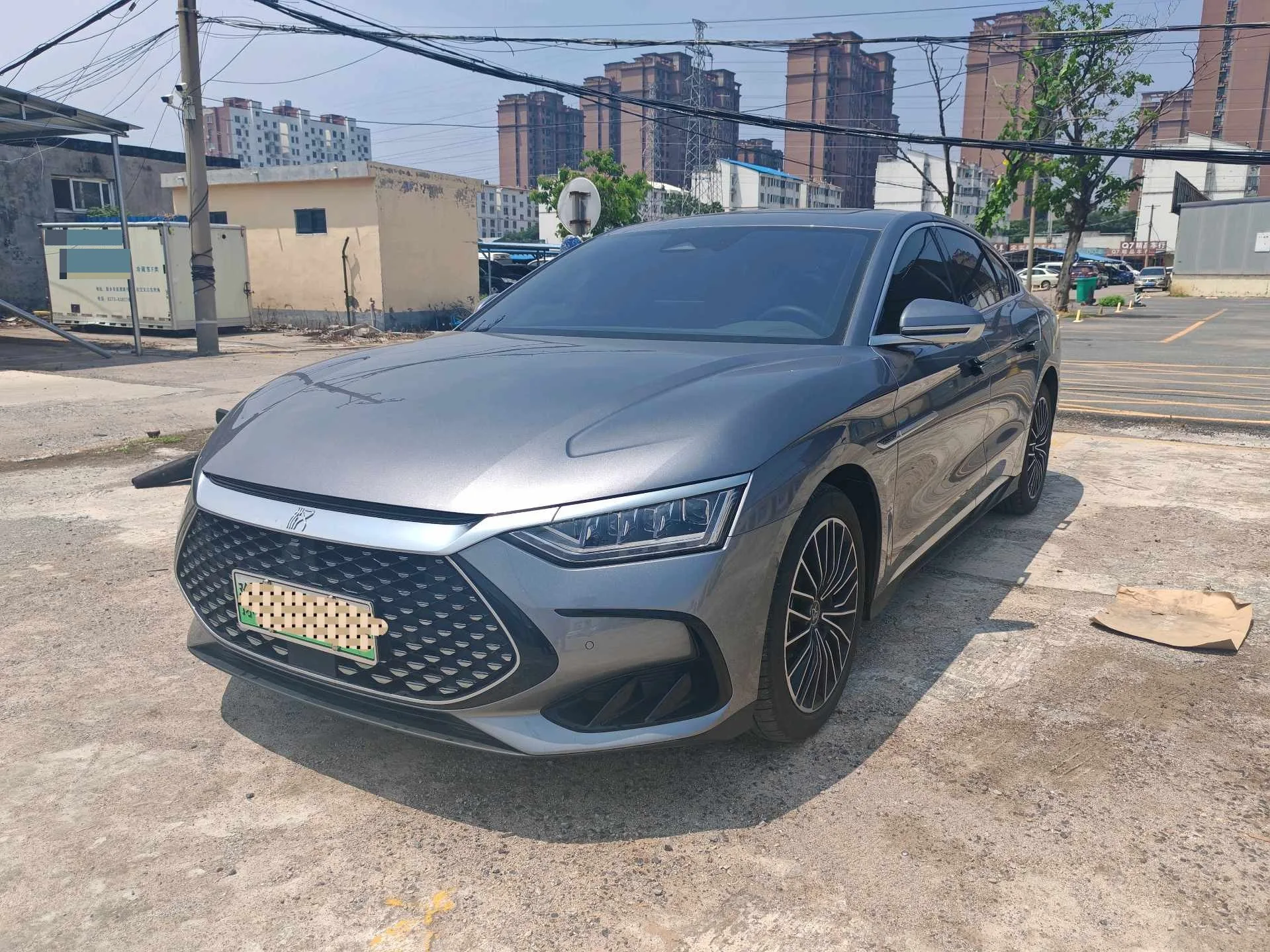BYD 2023 Han DM-i 1.5T CVT Champion Edition 121KM Premium Automatic