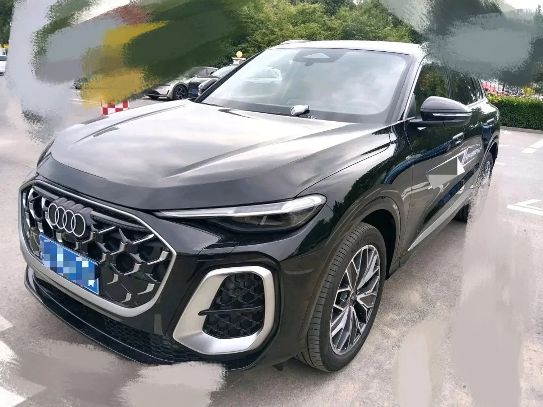Audi 2026 Q5L 2.0T Million-User Exclusive Edition Automatic Transmission