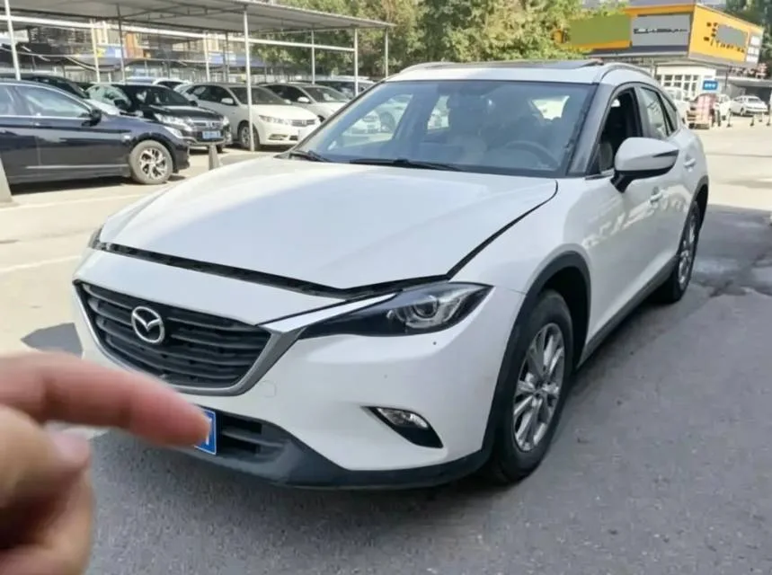 2016 Mazda CX-4 2.0L Automatic Front-Wheel Drive "Sky Active" Leather Edition