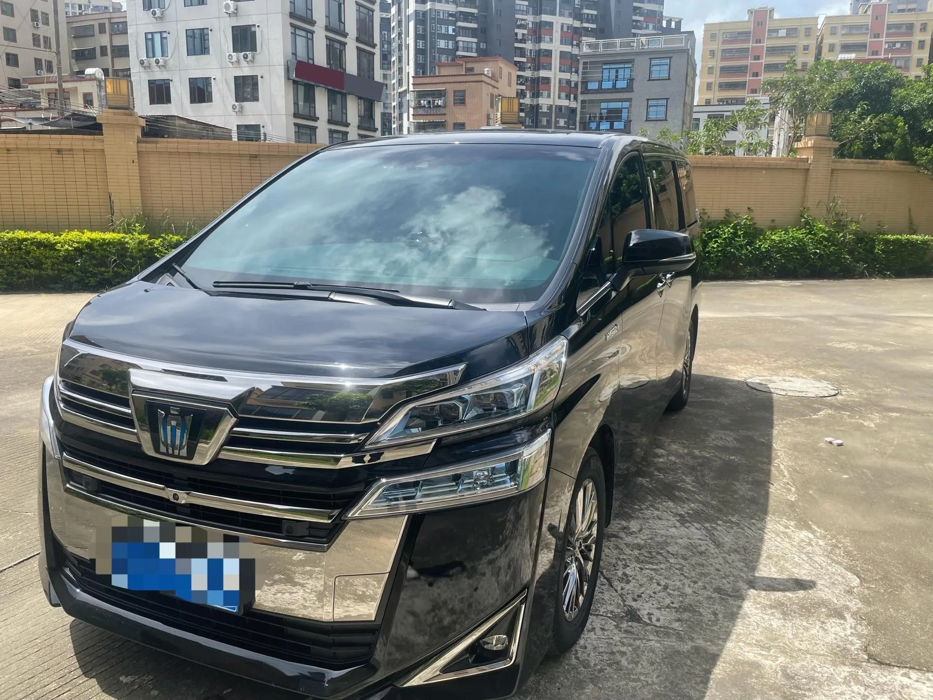 2021 Alphard Crown Hybrid 2.5L HV Premium Edition