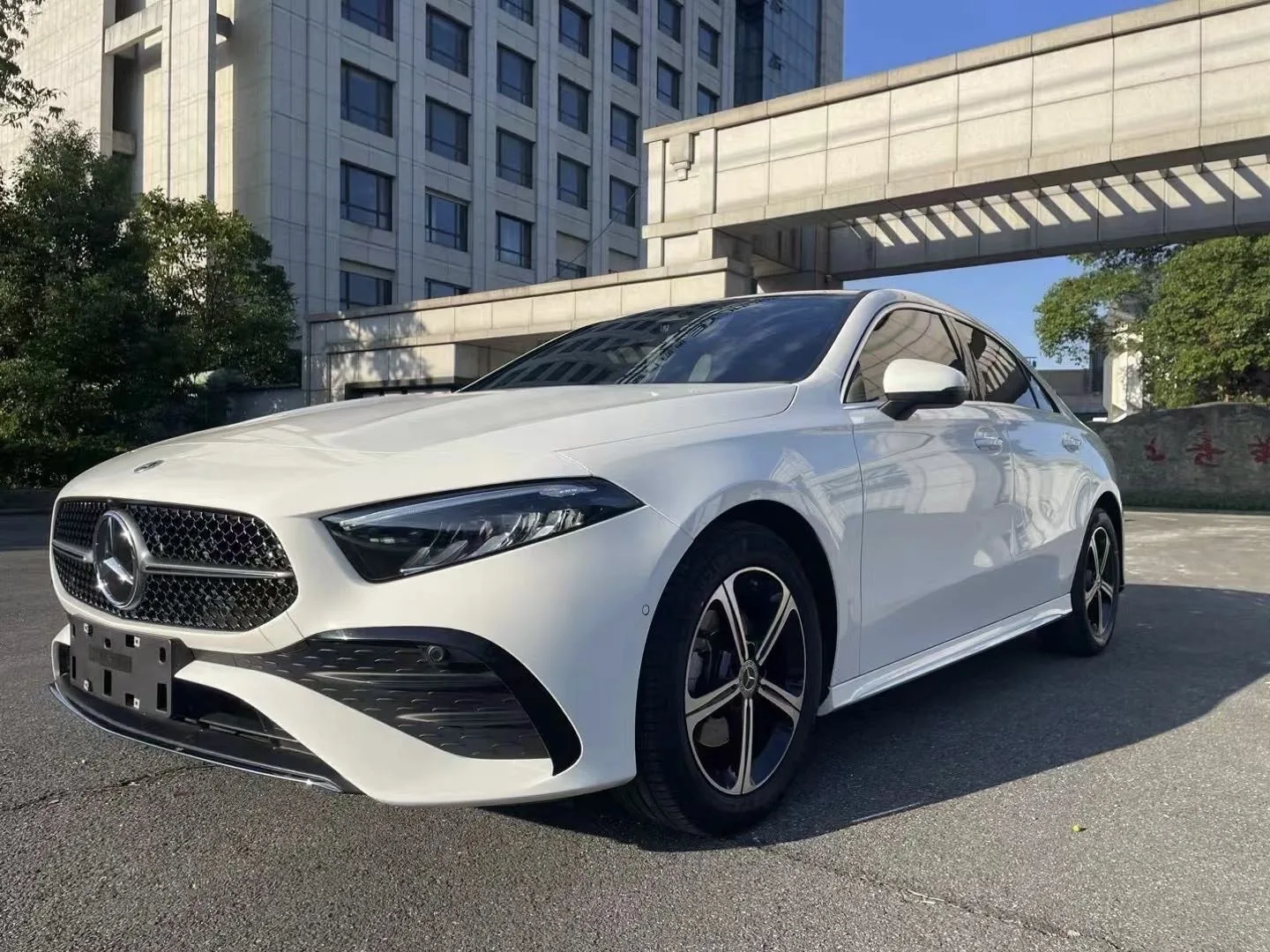 Mercedes-Benz A-Class 2023 A 200 L 1.3T Fashion Automatic
