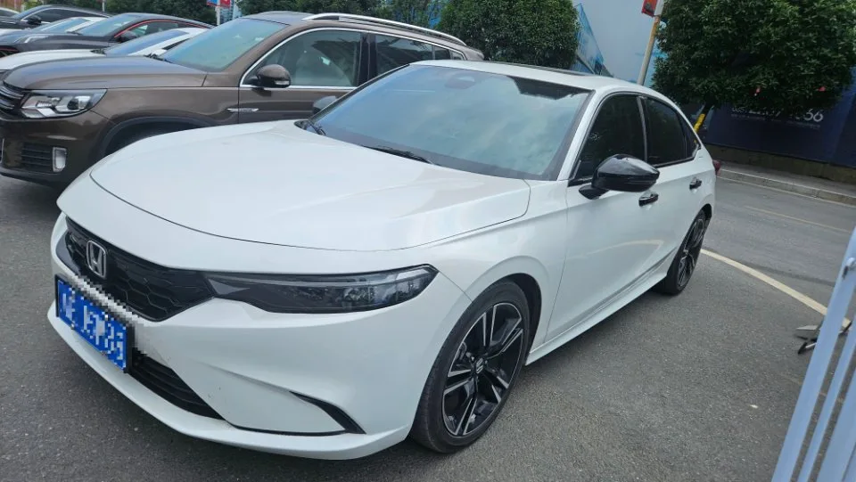 Honda 2023 Stylish 1.5T CVT 240TURBO Tech Edition Automatic