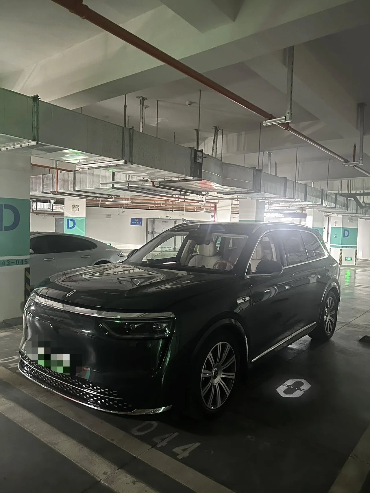AITO M8 2025 Model, Extended-Range Max Edition, 37kWh, 5-Seater