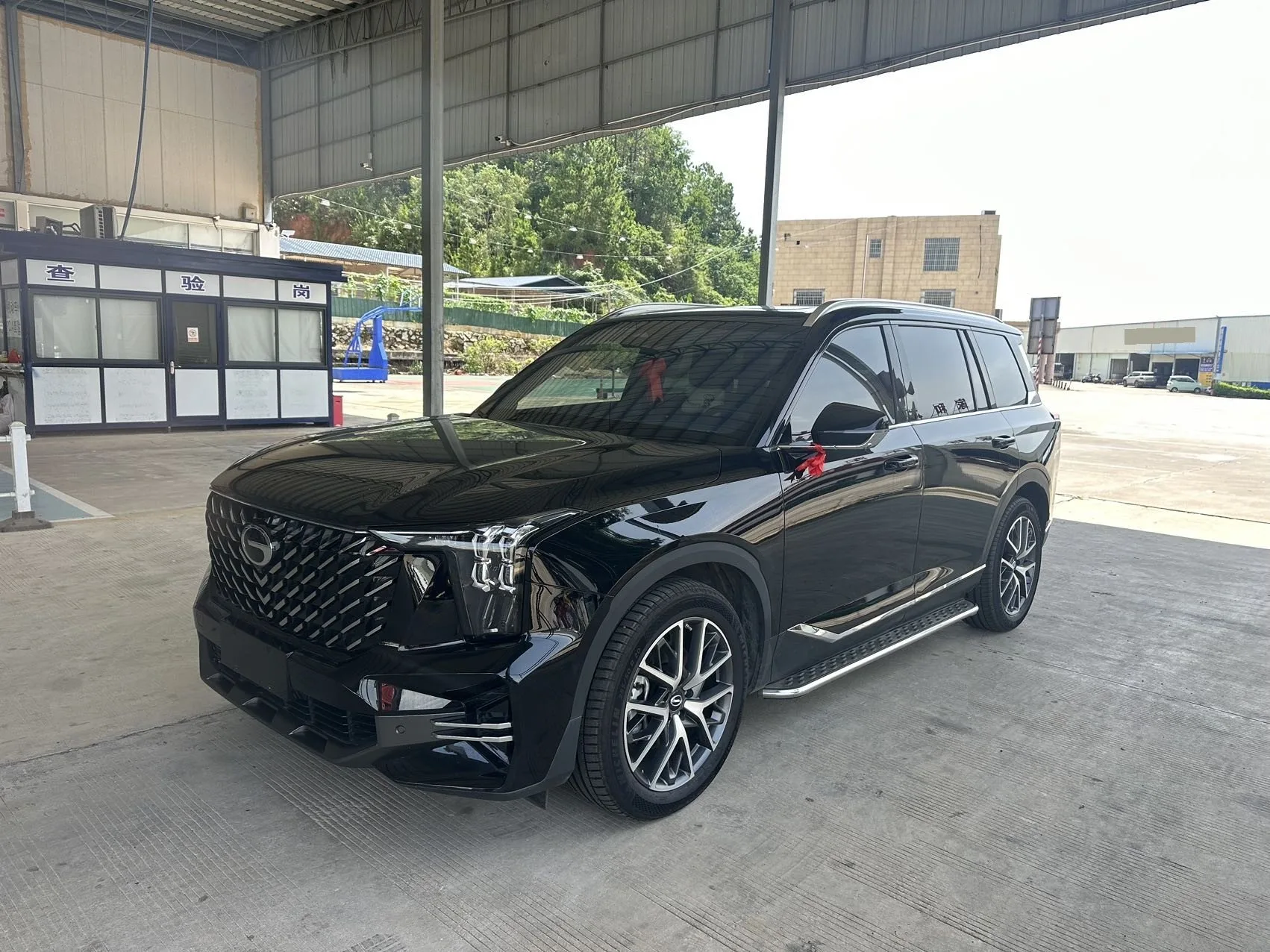 Trumpchi 2024 GS8 2.0TGDI Navigator Series 2WD Luxury Intelligent Connected Edition Automatic