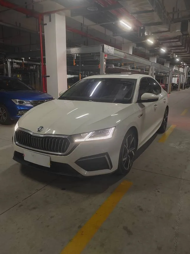 Octavia 2022 PRO TSI280 Luxury Edition