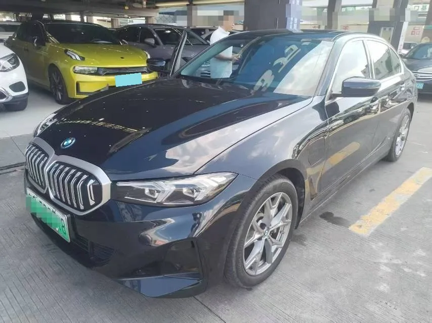 BMW 2025 i3 eDrive 35 L Automatic