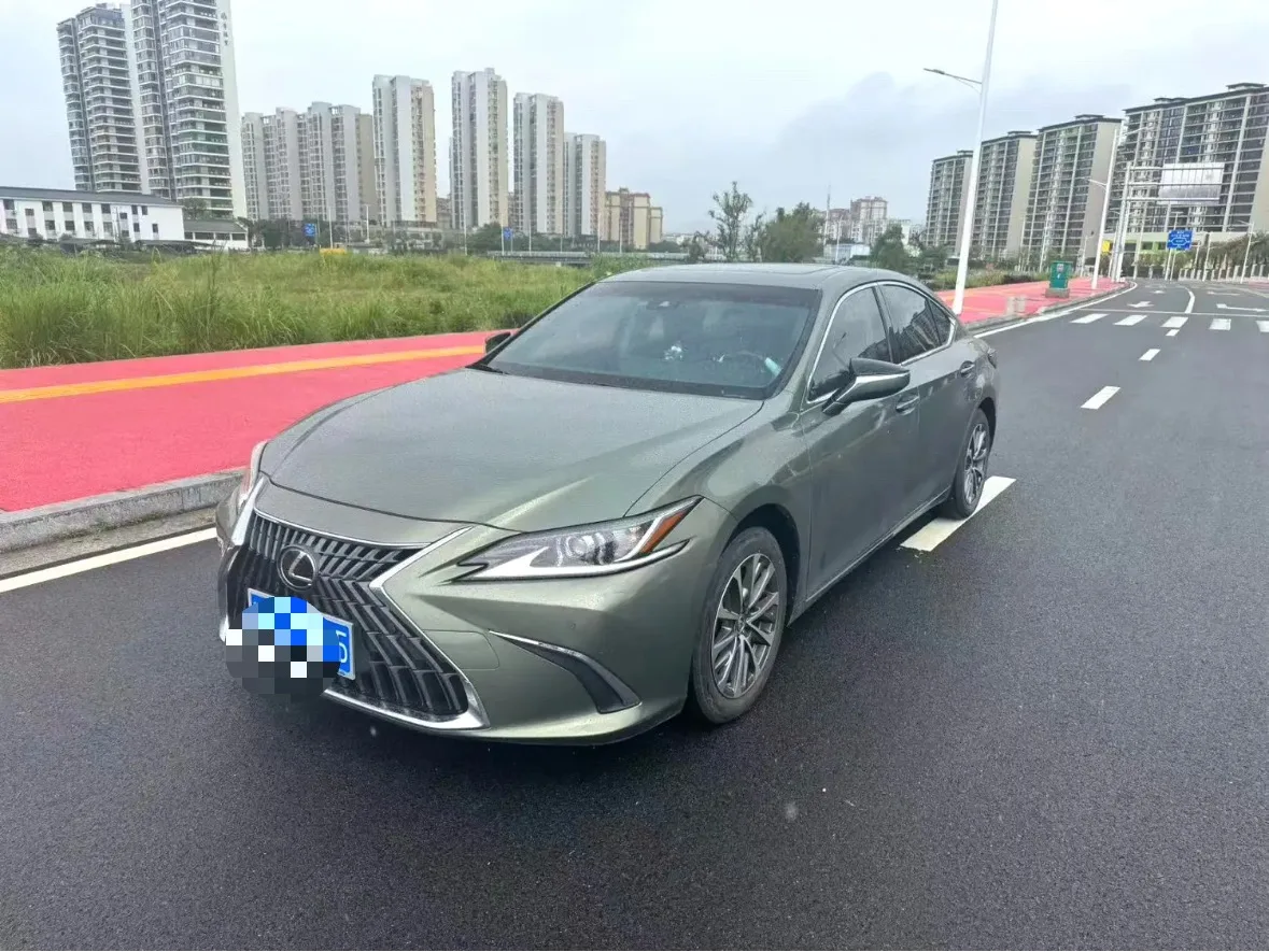 Lexus ES 2021 Model 200 Premium Edition