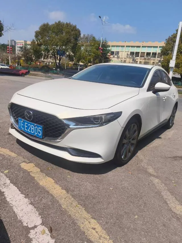 2022 Mazda3 Axela 2.0L Automatic "Zhi Rui Black Onyx" Edition