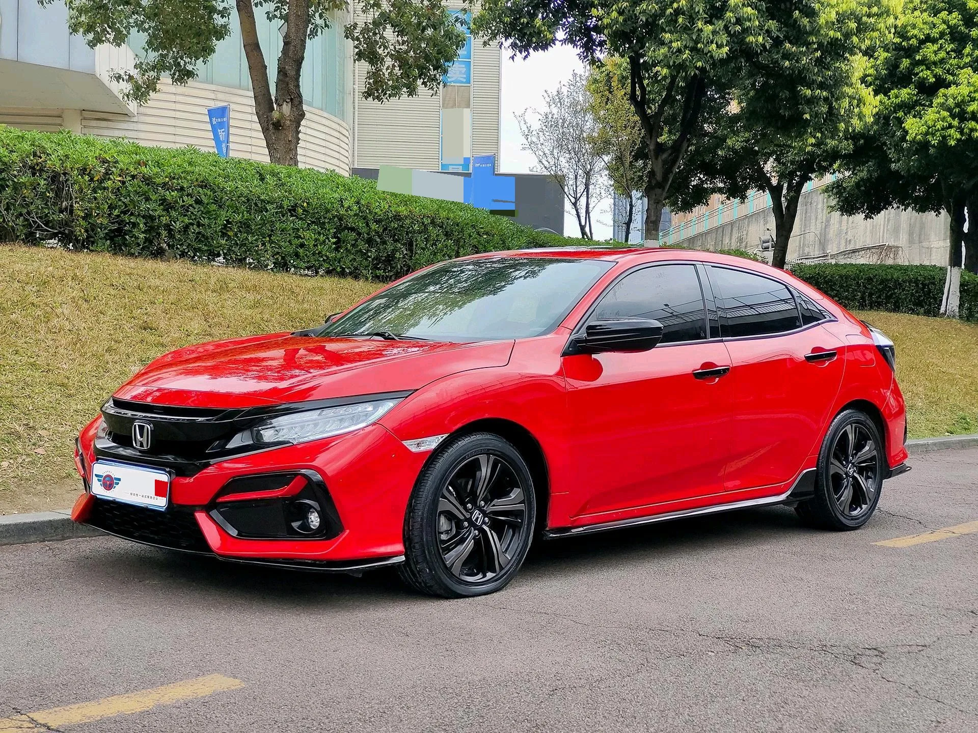 Civic 2021 HATCHBACK 220TURBO CVT Trendy and Cool