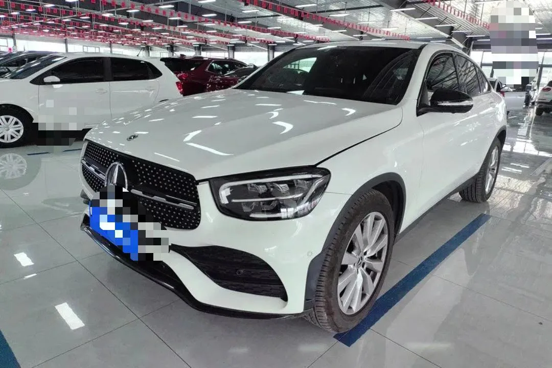 Mercedes-Benz GLC Coupe 2020 GLC 260 4MATIC Coupe SUV
