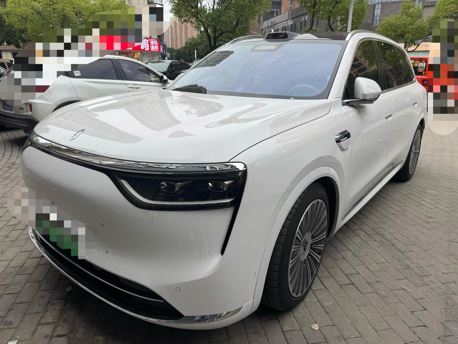 AITO 2025 Model AITO M8 Ultra Edition 53.4kWh 5-Seater (896-line LiDAR) Automatic Transmission