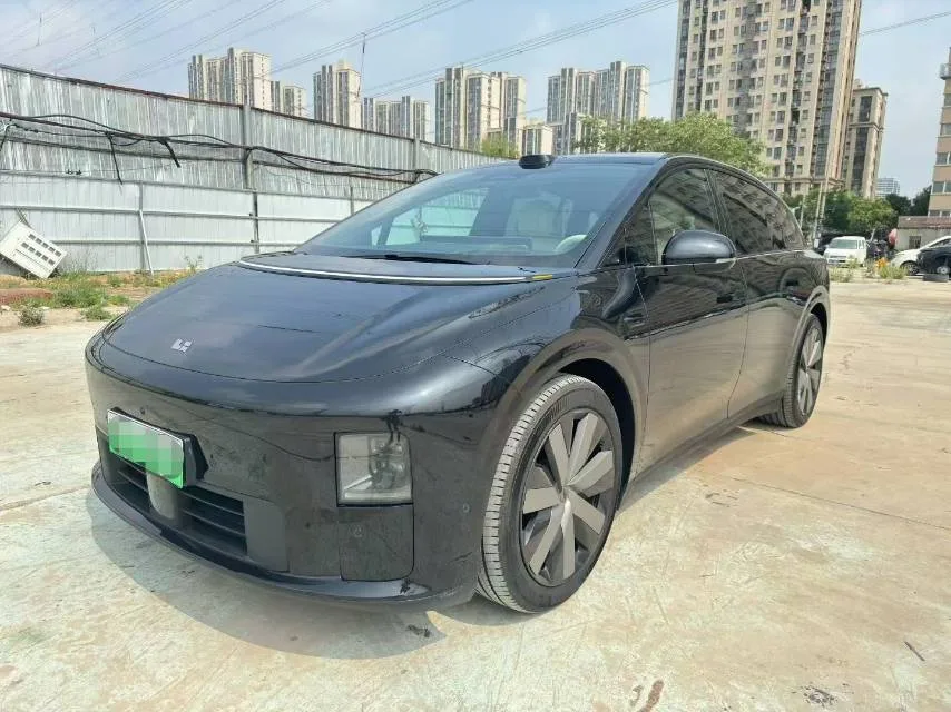 Li Auto i6 2025 Standard Edition