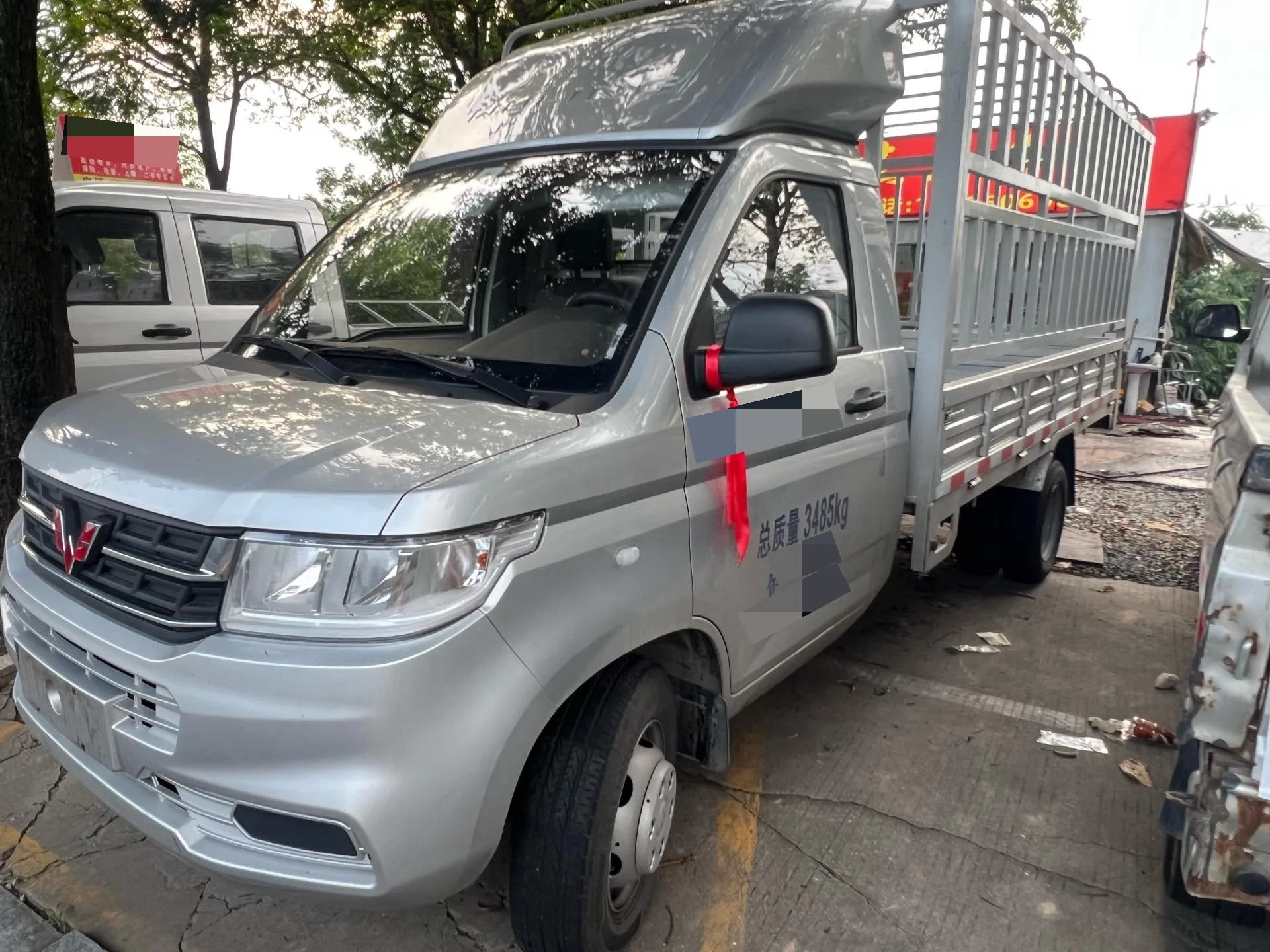 Wuling 2023 Rongguang New Card 2.0 Single Cab, Dual Rear Wheels, Comfort Edition, Manual Transmission