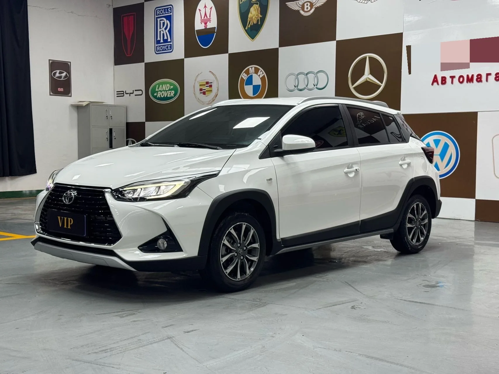 2022 Yaris L 1.5L CVT Luxury PLUS Edition