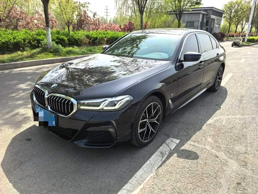 BMW 5 Series 2022 Facelift II 530Li Luxury M Sport Package