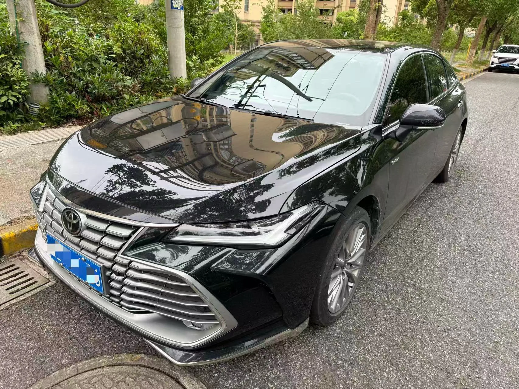 2024 Toyota Avalon Hybrid 2.0 CVT Luxury Edition Automatic