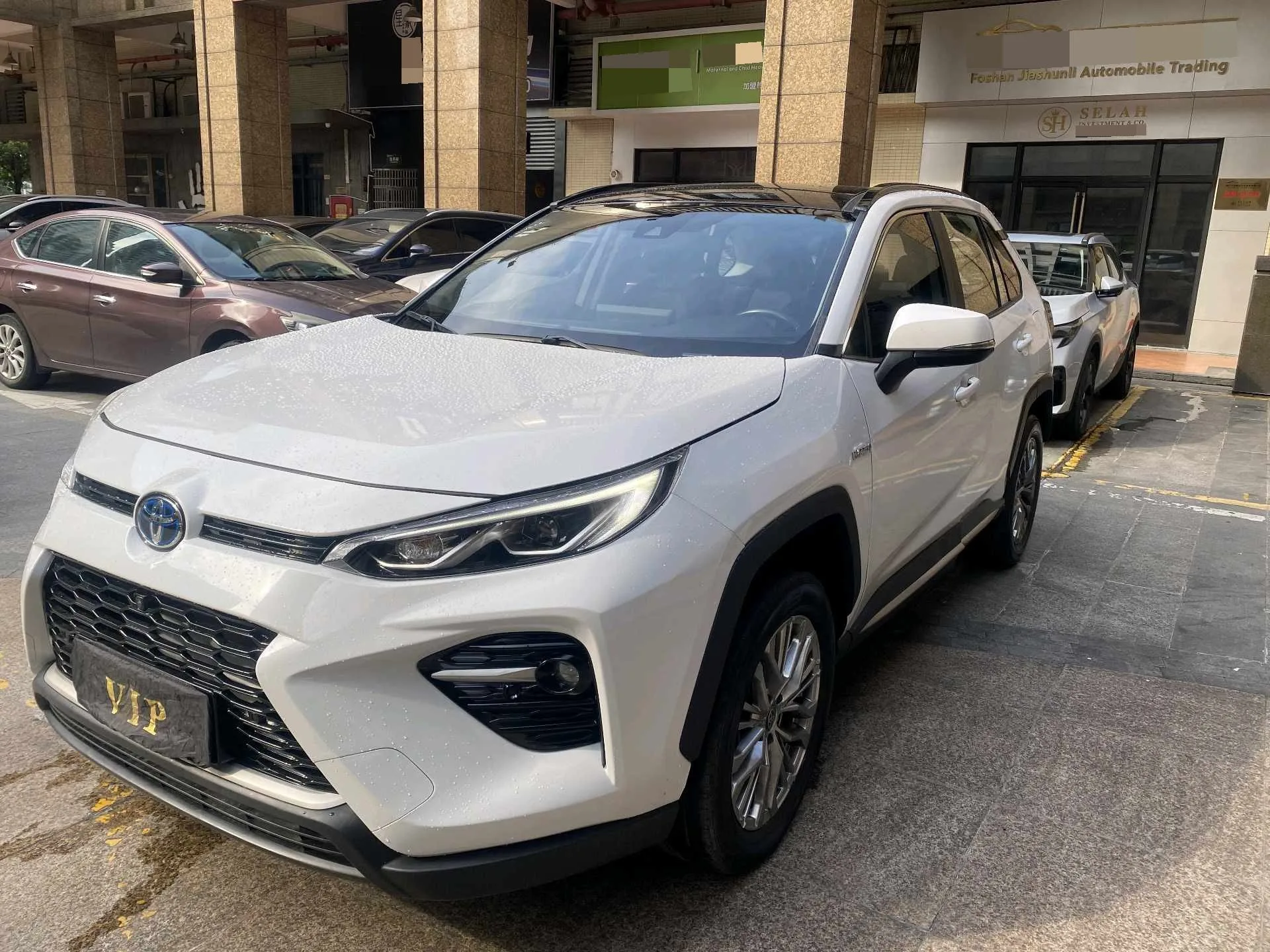Toyota 2023 Wildlander Hybrid 2.5 CVT 2WD Luxury PLUS Edition, Automatic Transmission