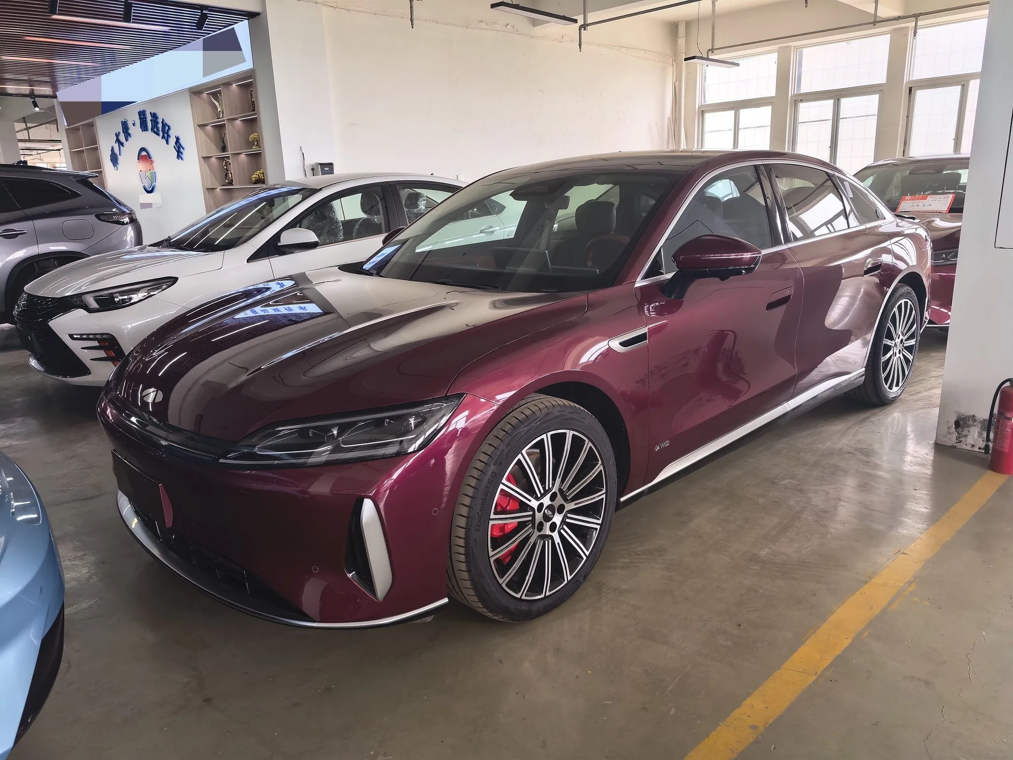 Chery 2025 Fengyun A9L 1.5T 4WD High-Performance Peak Edition Automatic