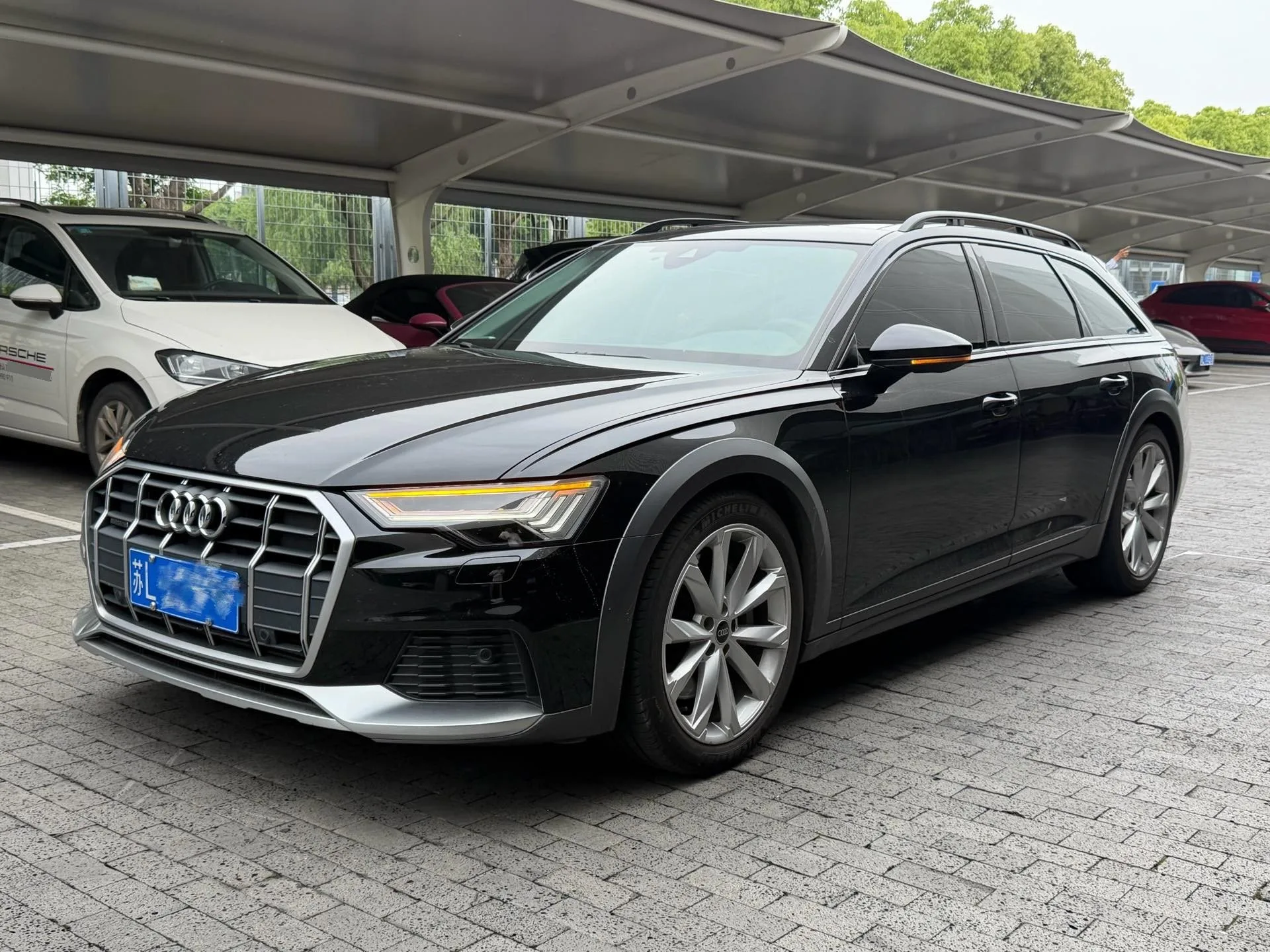 2023 Audi A6 (Imported) A6 Allroad 48V 3.0 TFSI 55 TFSI Quattro Grand Explorer Edition, Automatic Transmission