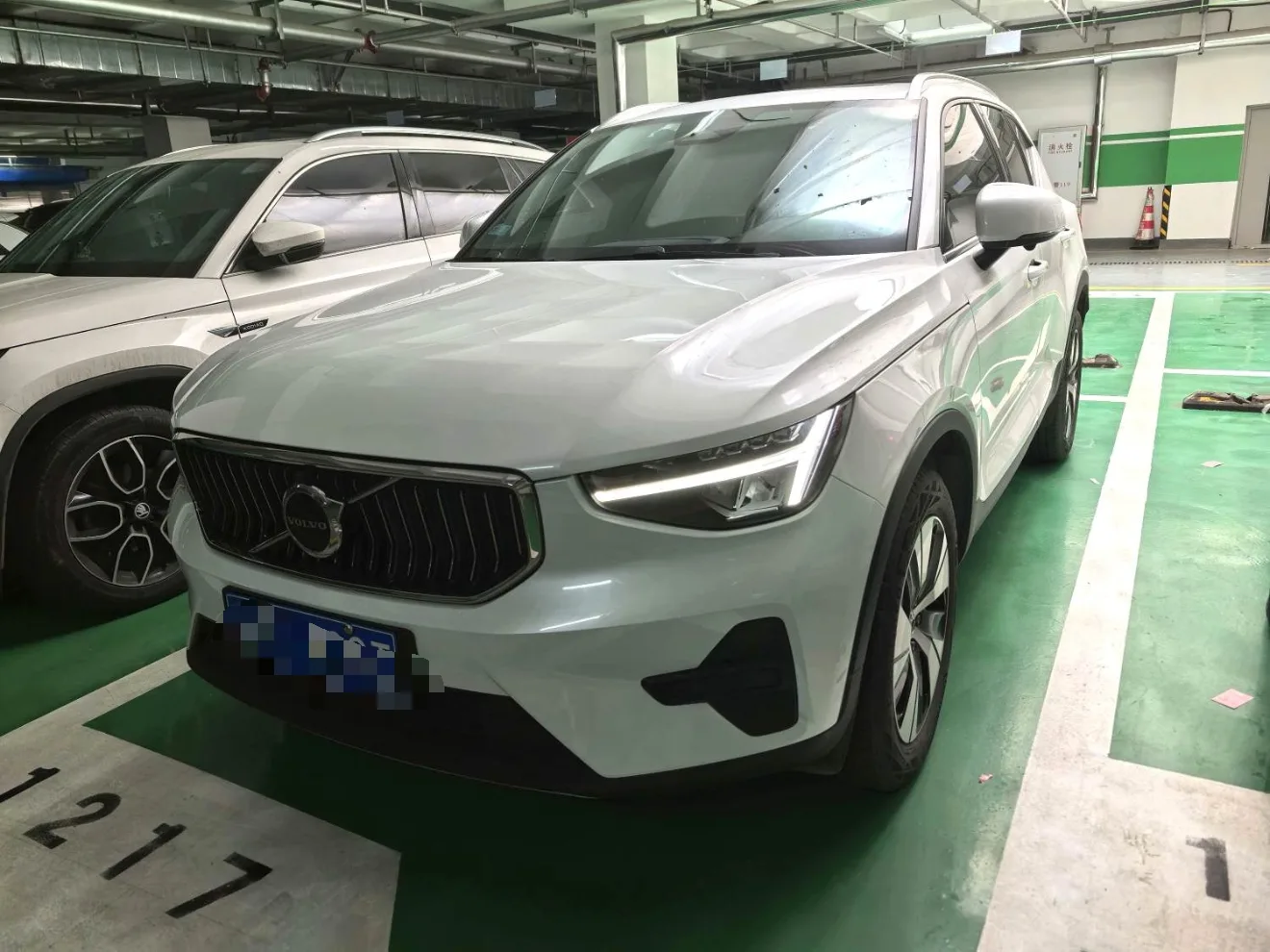 2023 Volvo XC40 B3 Smart Luxury Edition