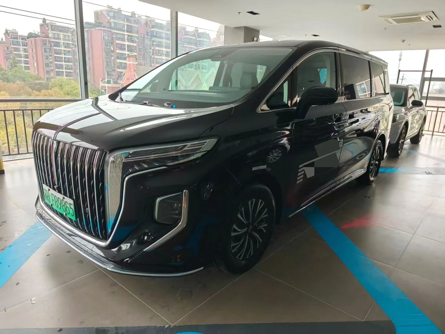Hongqi HQ9 PHEV 2024 2.0T AWD Luxury Edition