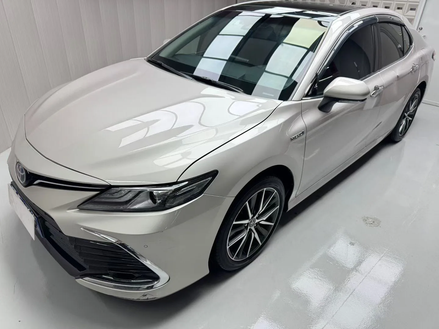 2023 Toyota Camry Hybrid 2.5HG CVT Luxury Edition Automatic