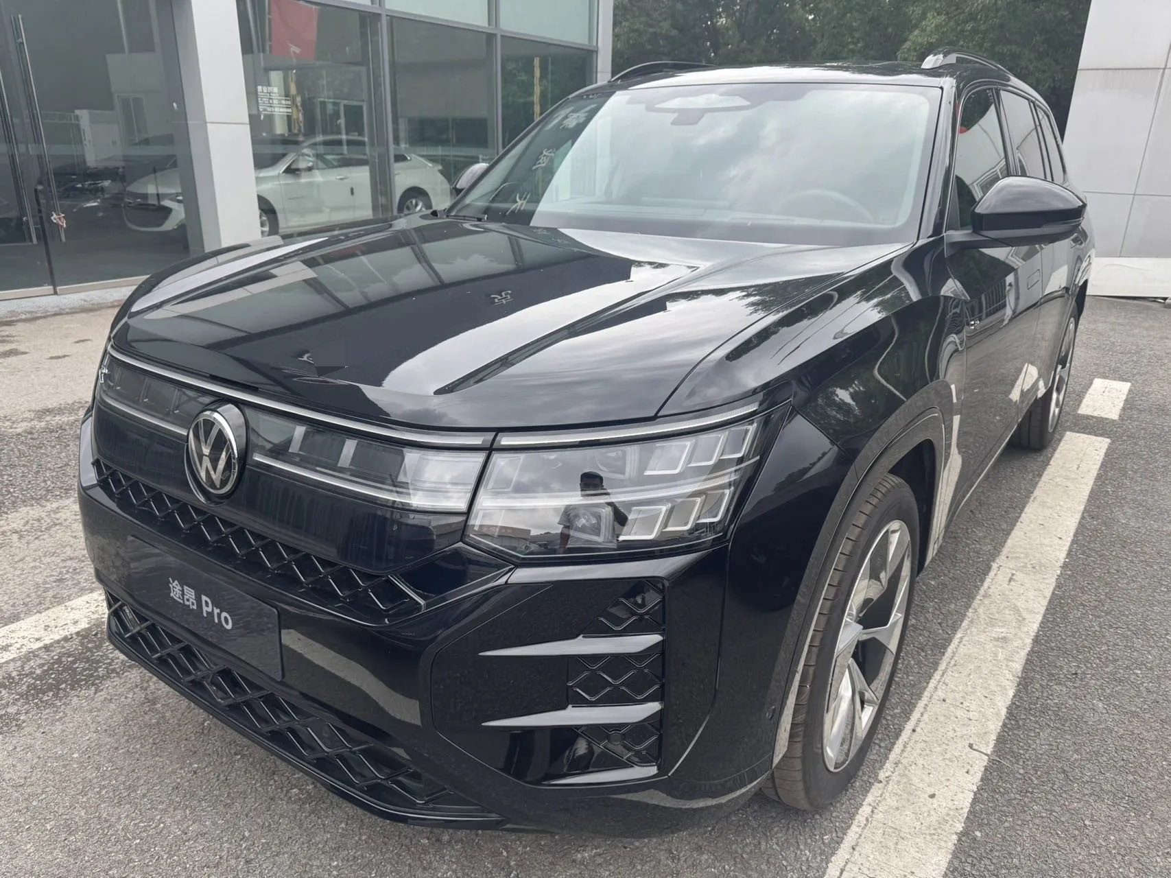 Volkswagen 2025 Teramont Pro 2.0TSI 450TSI 4WD Summit Edition Automatic Transmission