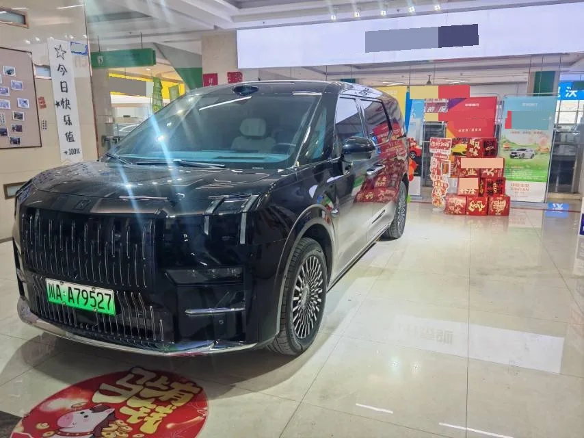 Zeekr 2024 Zeekr 009 Six-Seater Executive Edition AWD 108kWh Automatic Transmission