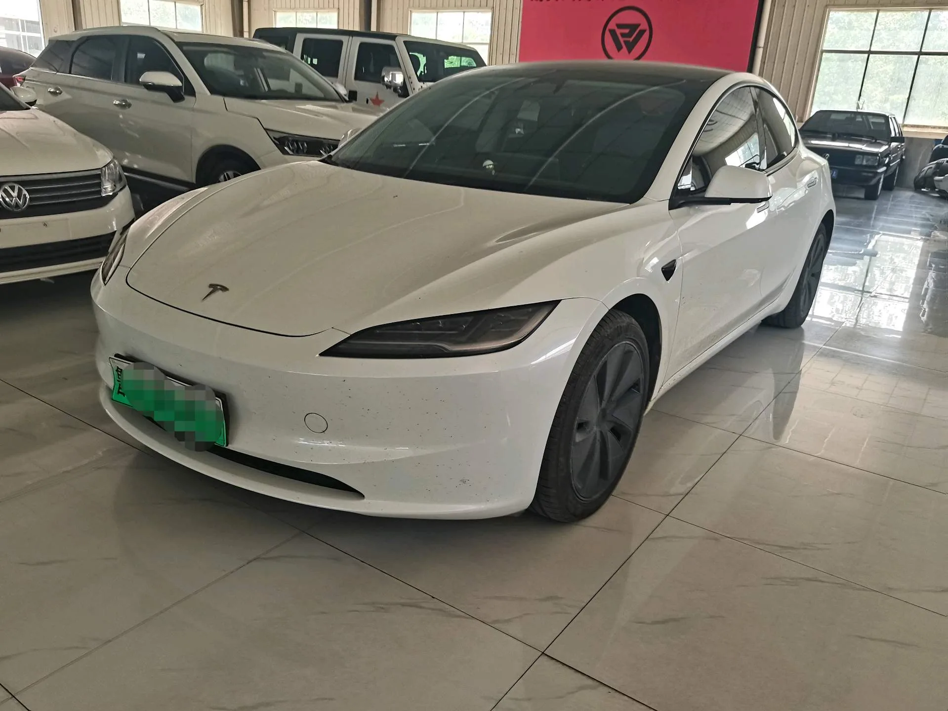 Tesla 2025 Model 3 Rear-Wheel Drive Automatic