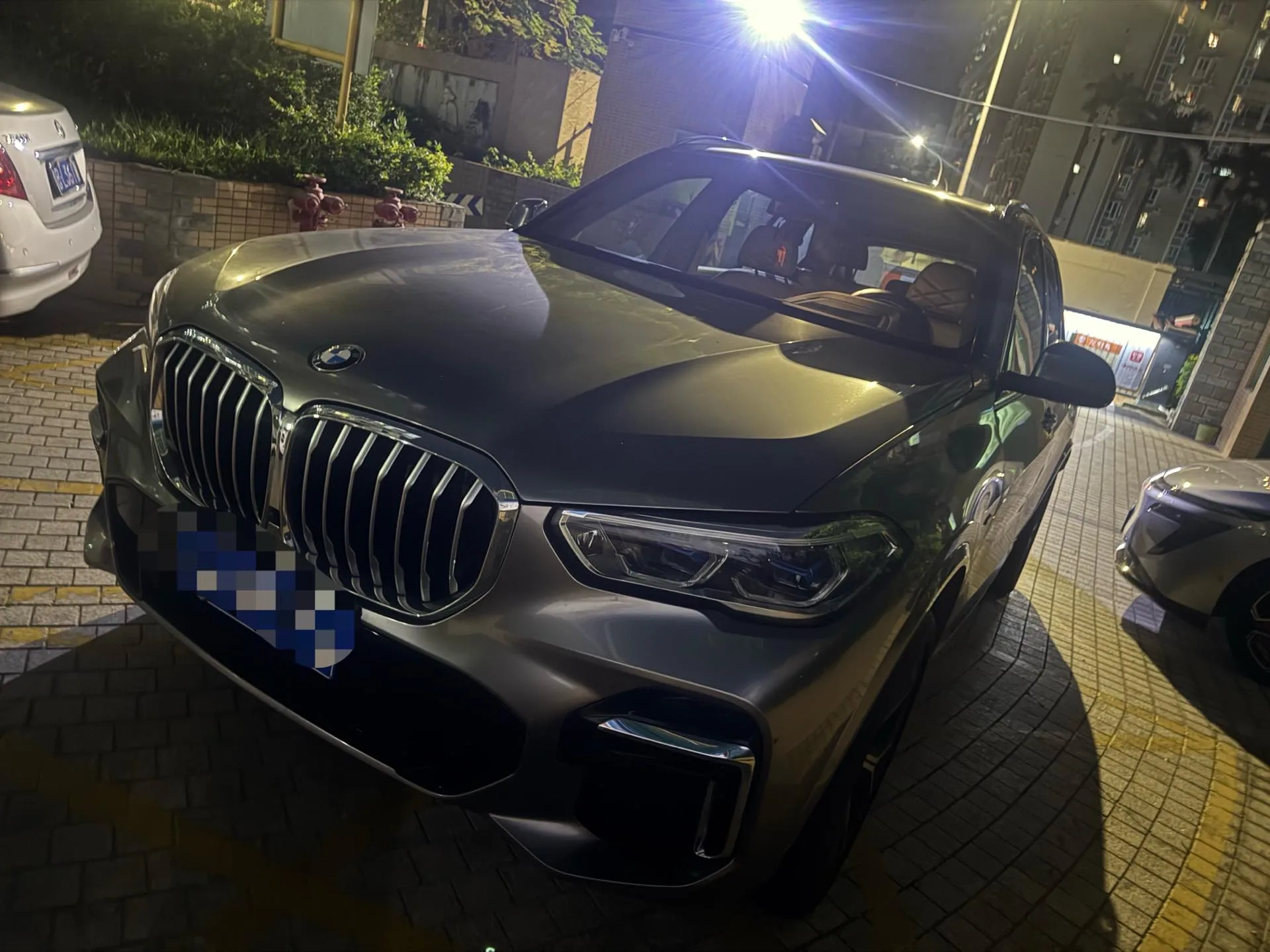 BMW X5 2022 xDrive 40Li M Sport Package