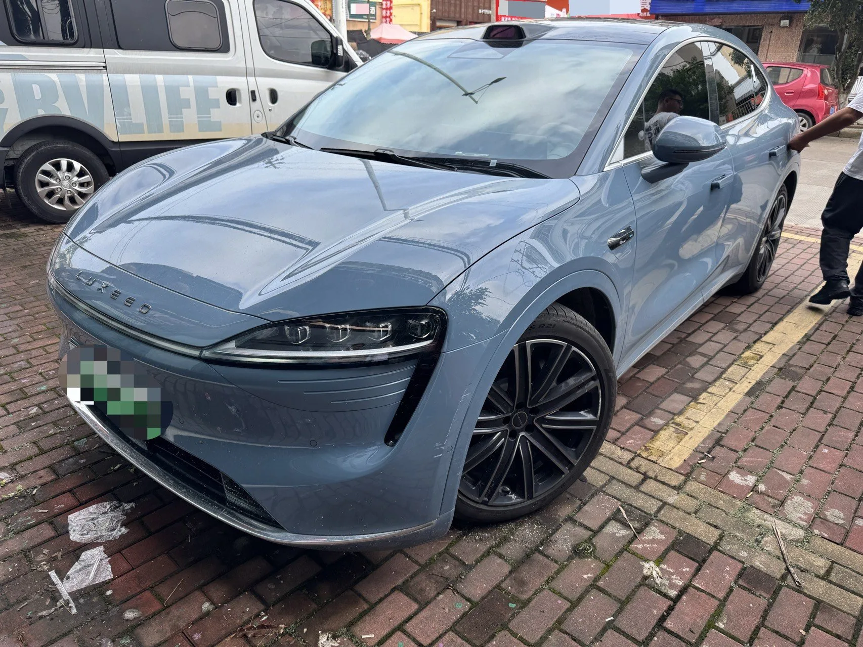 2024 Zhijie R7 802km/h Max Automatic